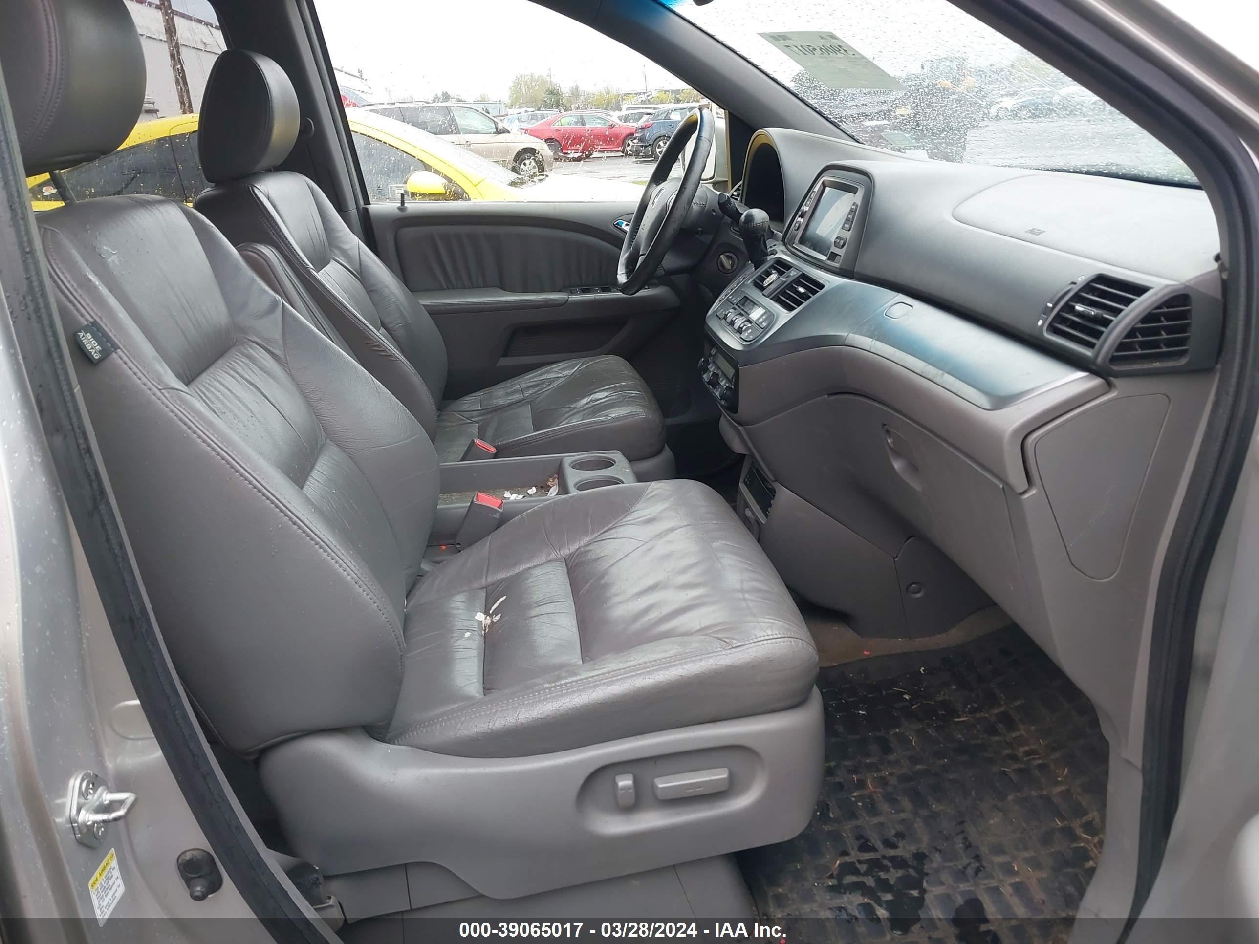 Photo 4 VIN: 5FNRL38779B030029 - HONDA ODYSSEY 