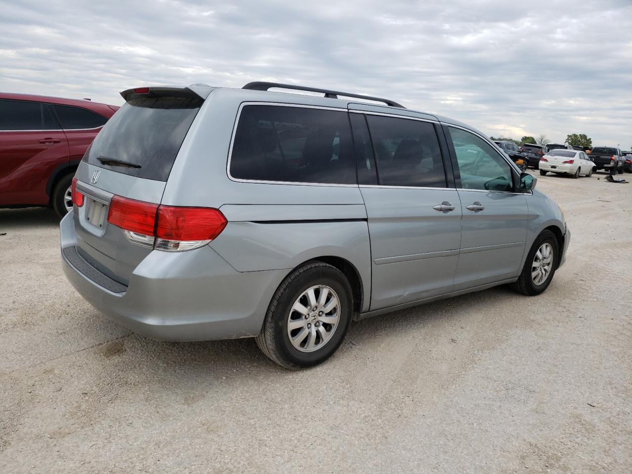 Photo 2 VIN: 5FNRL38789B043243 - HONDA ODYSSEY 