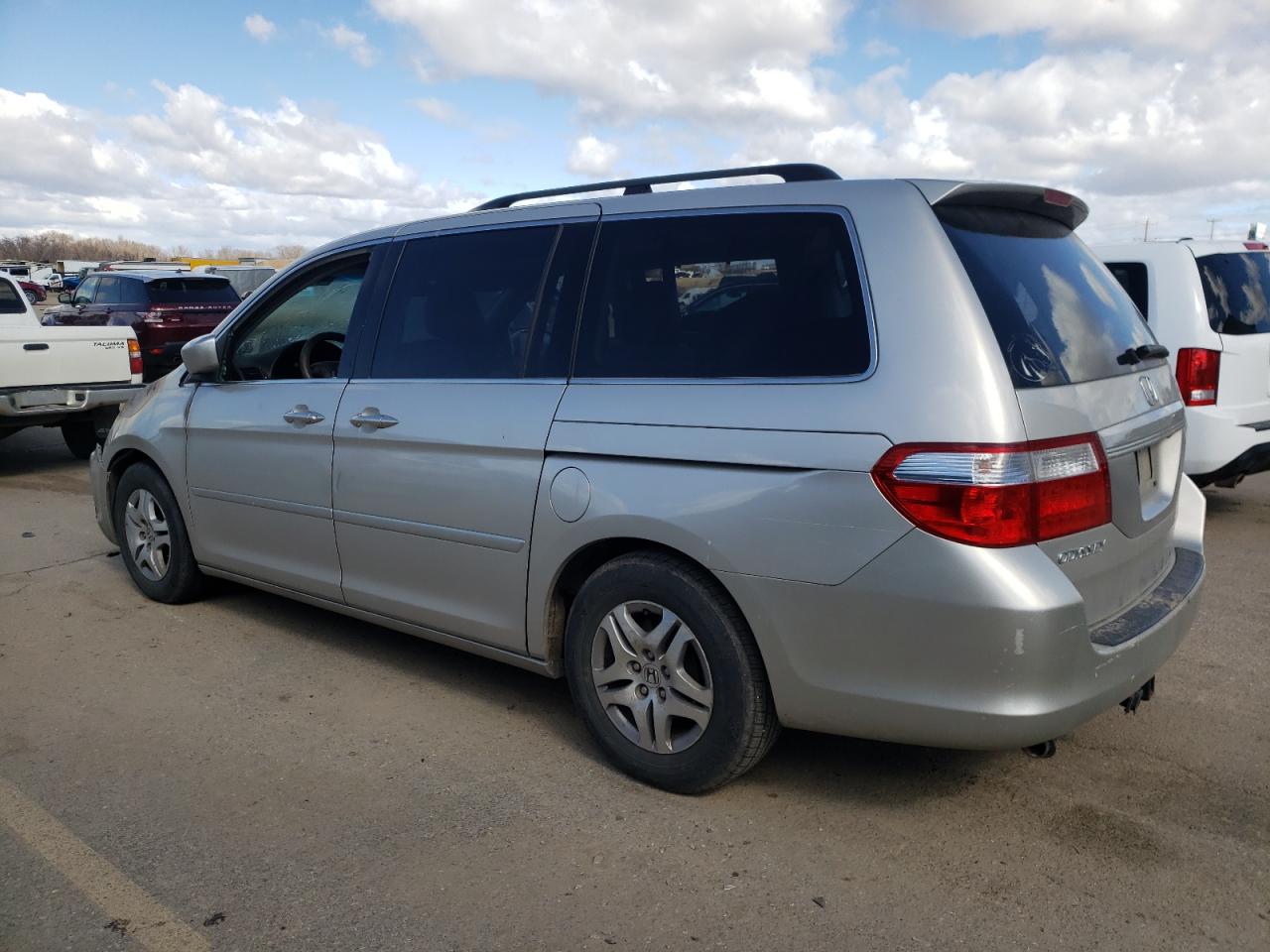 Photo 1 VIN: 5FNRL38796B017732 - HONDA ODYSSEY 