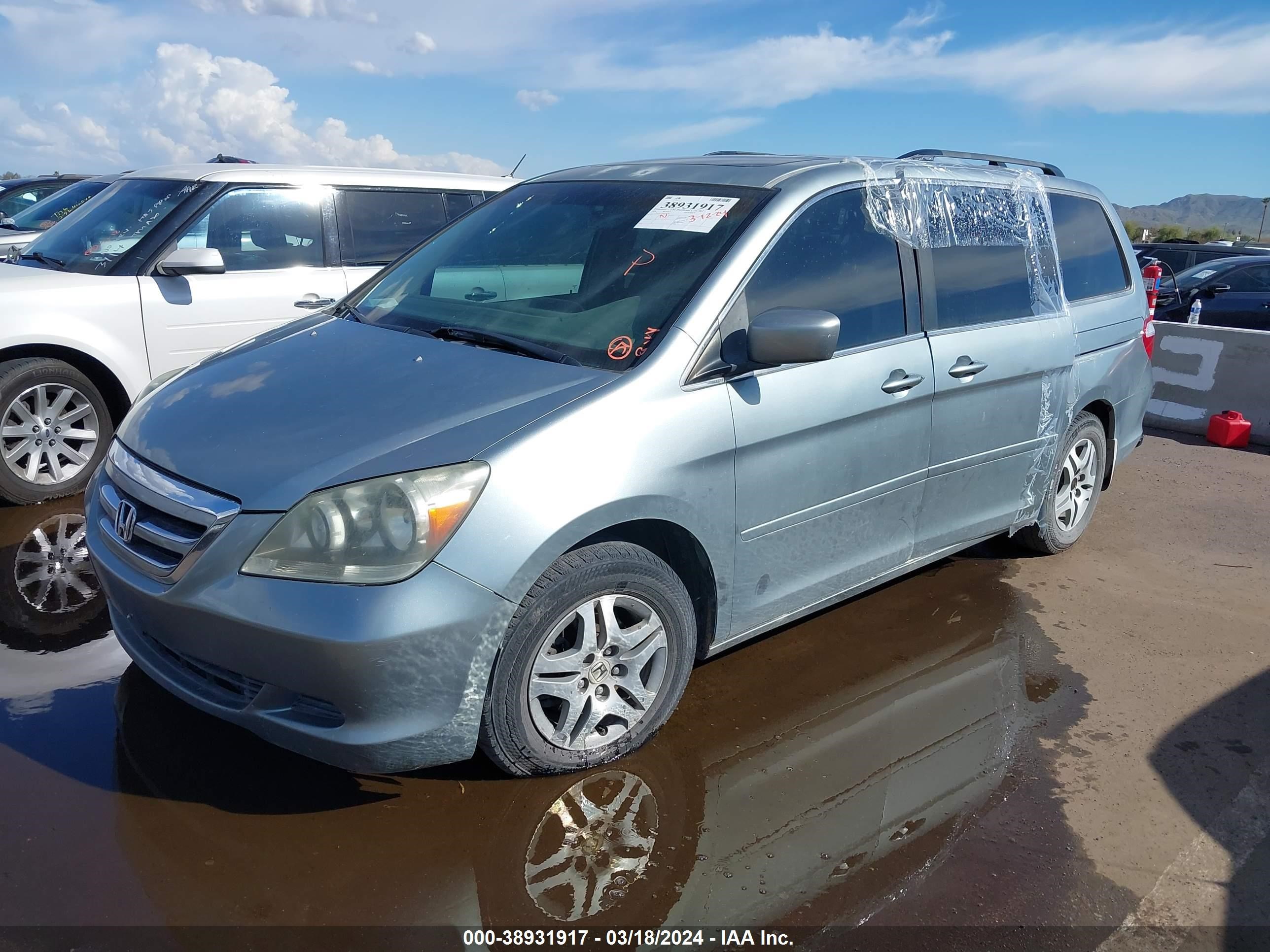 Photo 1 VIN: 5FNRL38796B109598 - HONDA ODYSSEY 