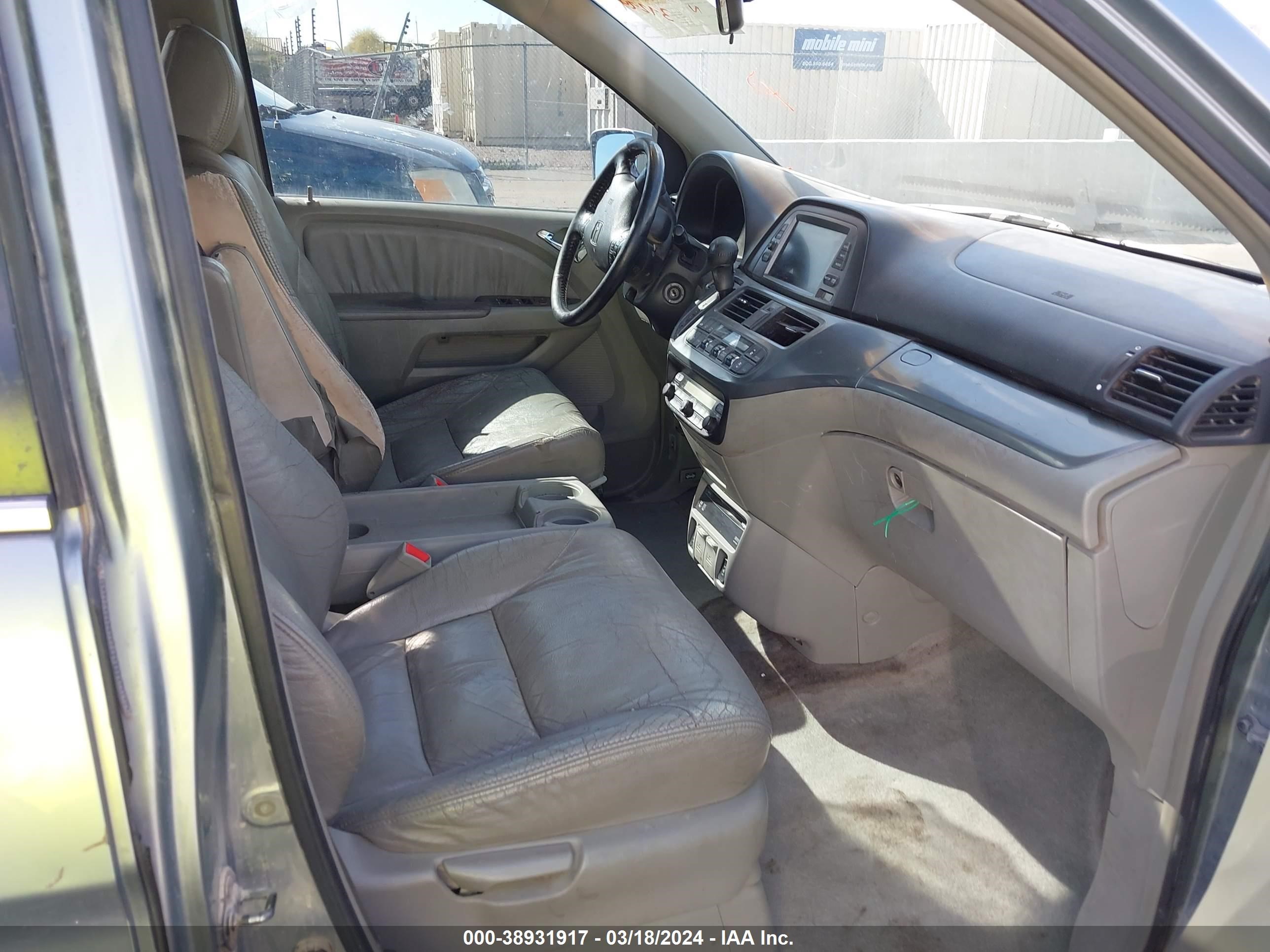 Photo 4 VIN: 5FNRL38796B109598 - HONDA ODYSSEY 