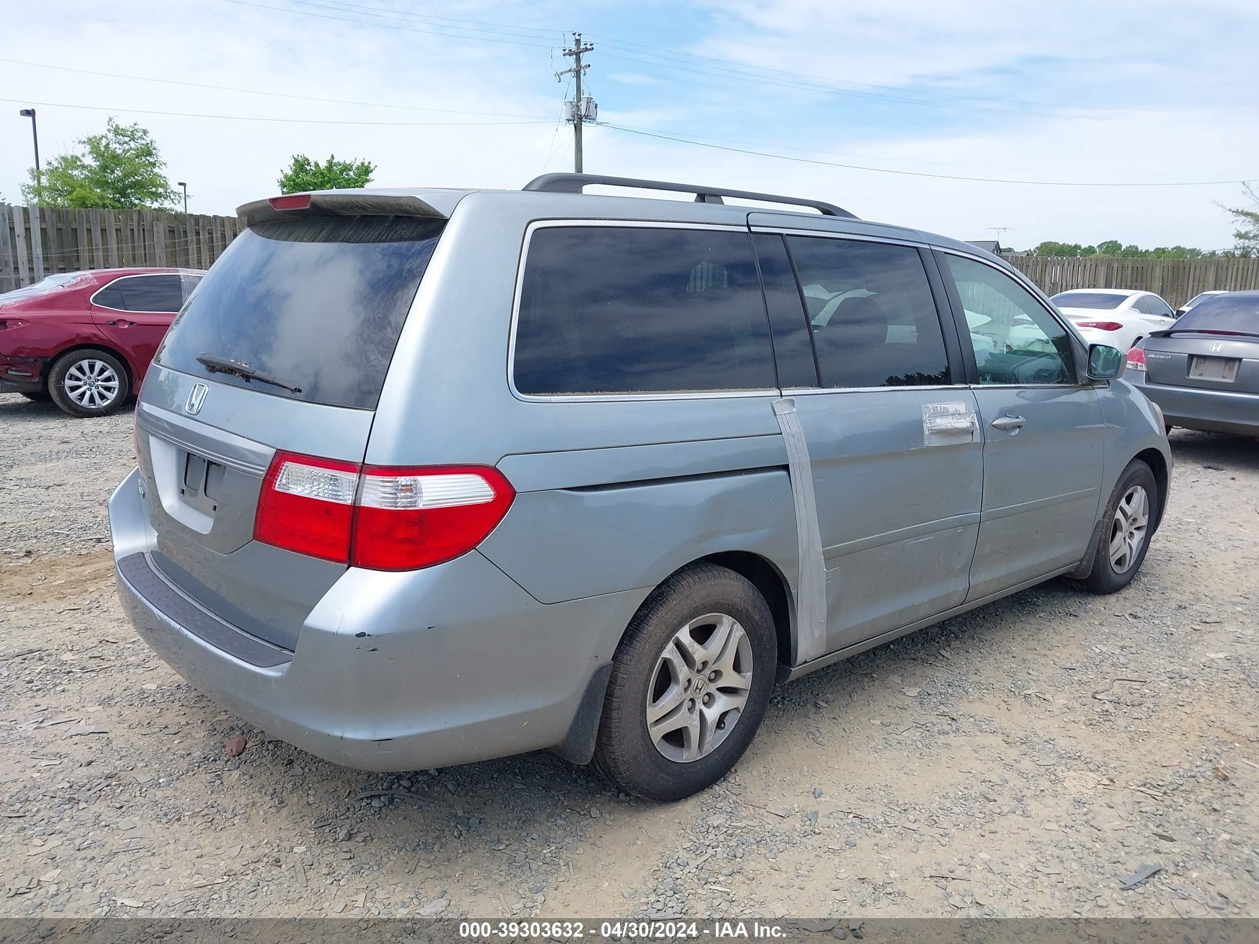 Photo 3 VIN: 5FNRL38796B123548 - HONDA ODYSSEY 