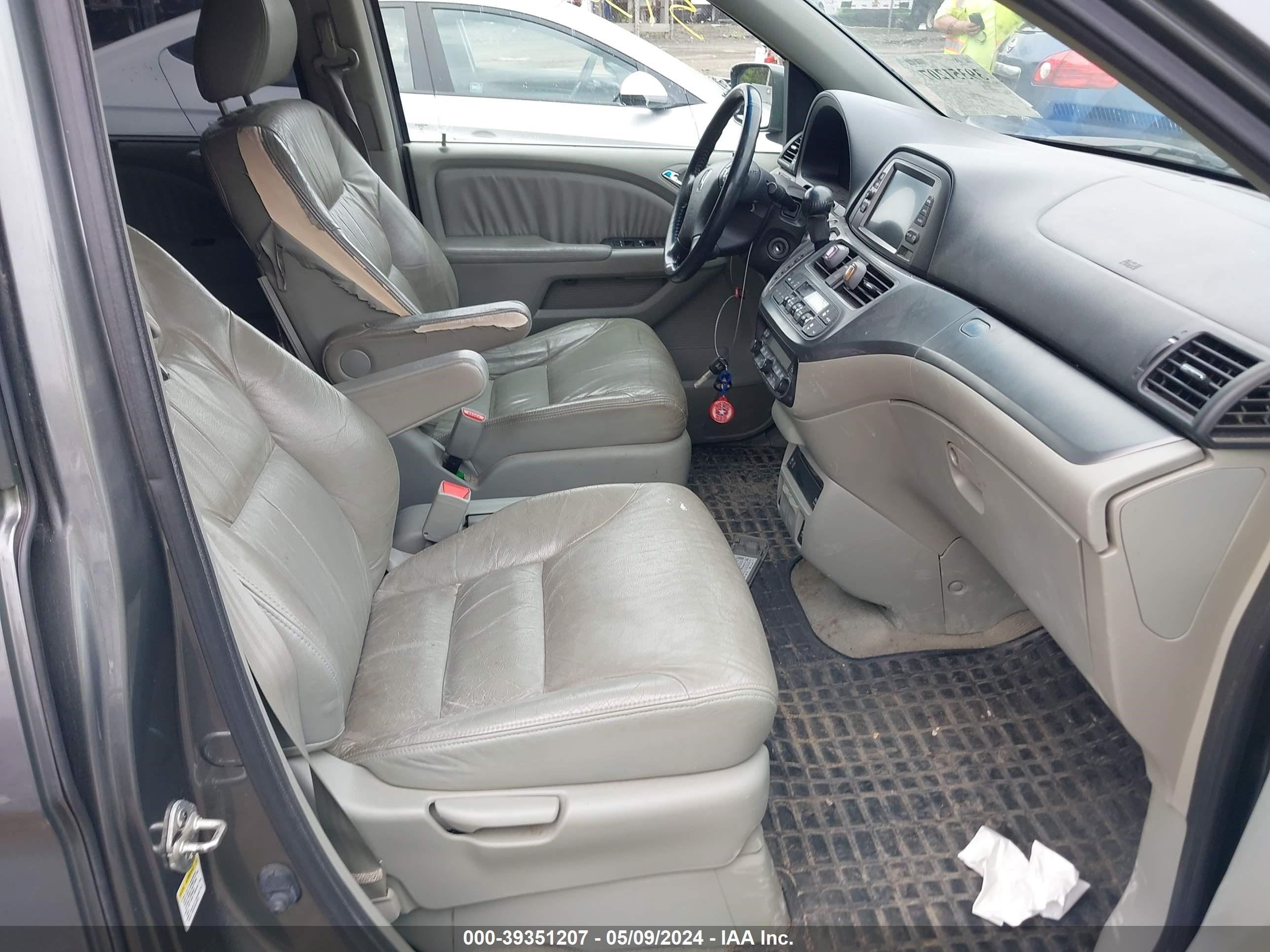 Photo 4 VIN: 5FNRL38797B144000 - HONDA ODYSSEY 