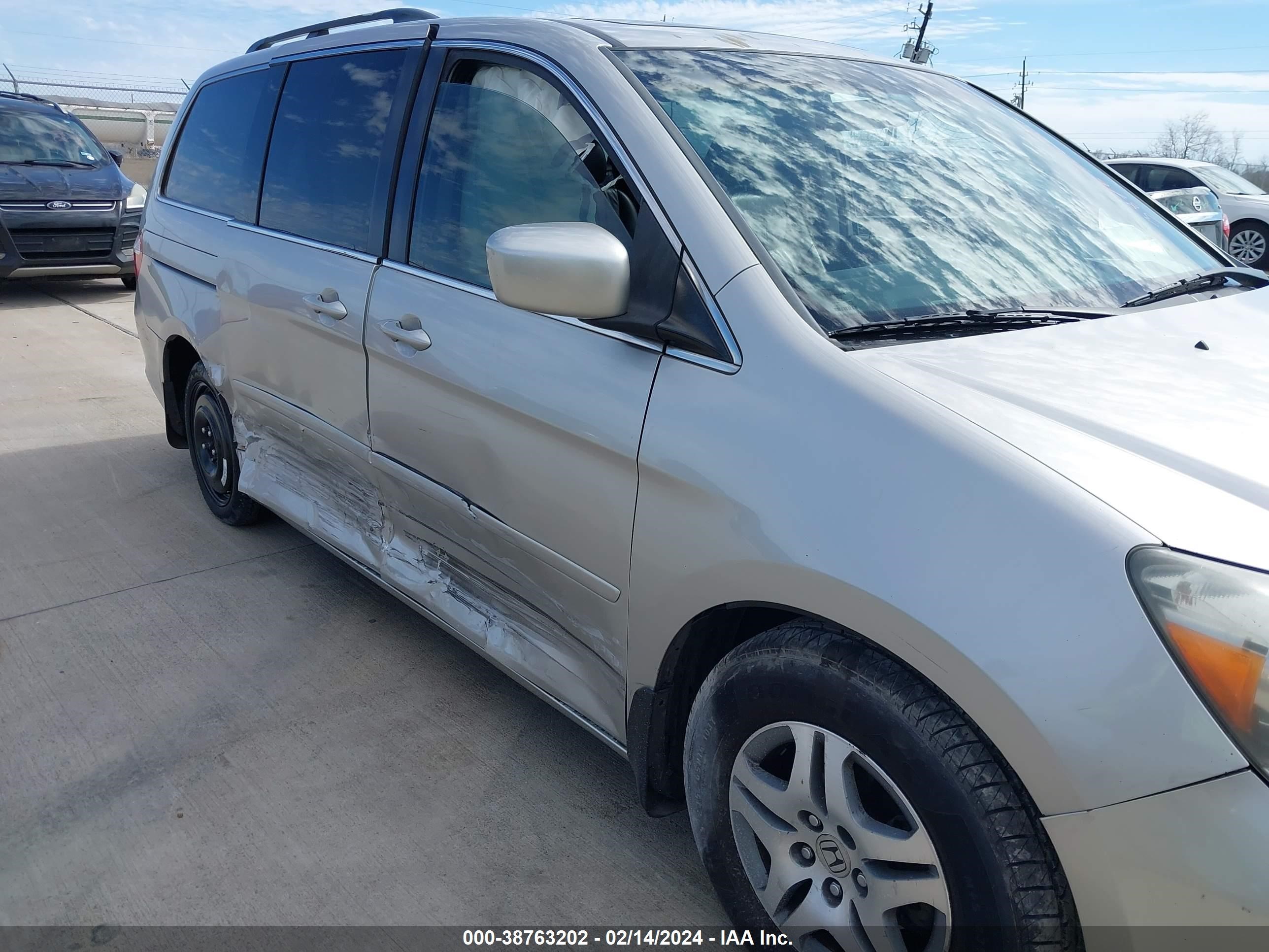 Photo 5 VIN: 5FNRL38797B409983 - HONDA ODYSSEY 