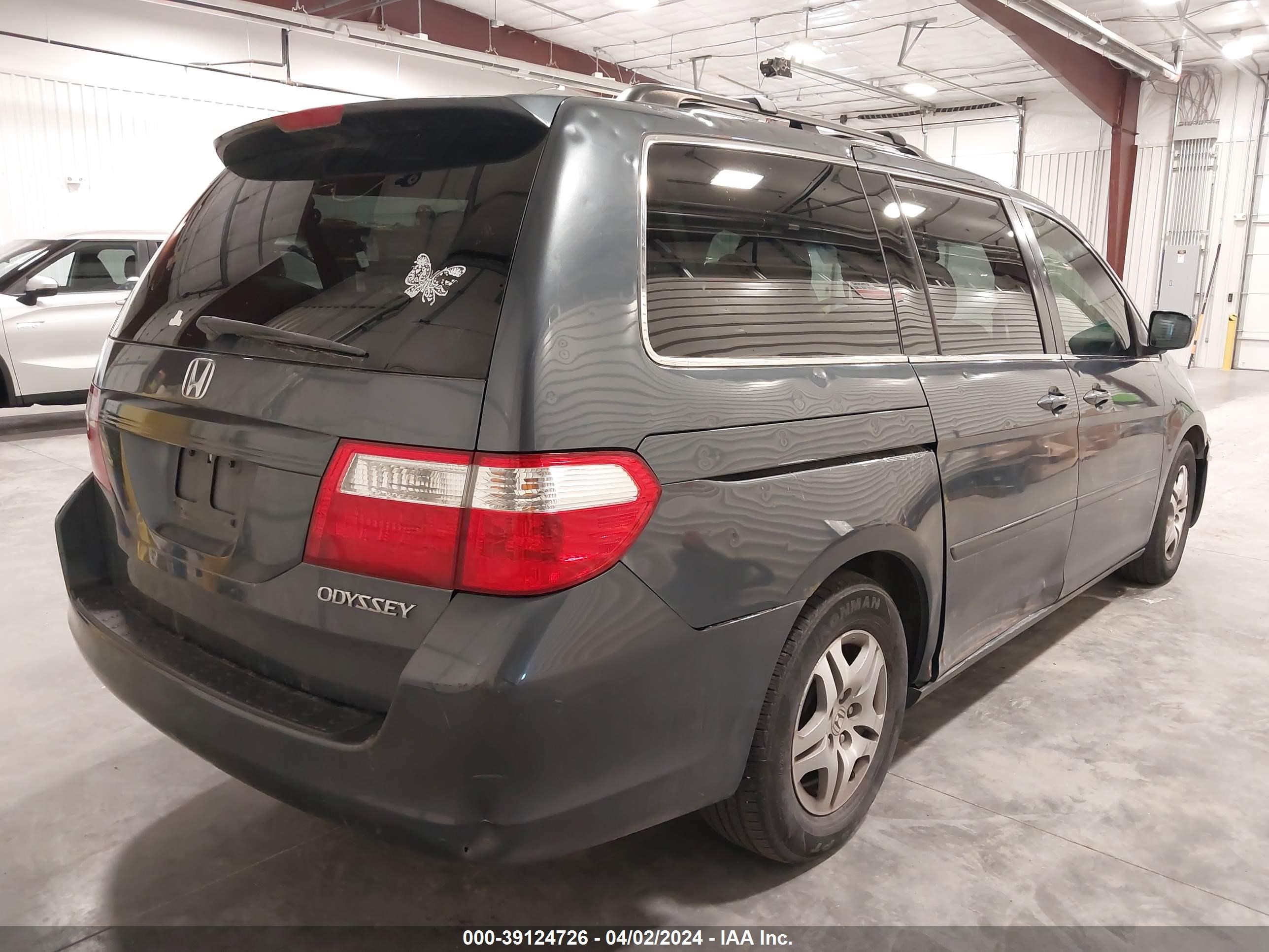 Photo 3 VIN: 5FNRL387X5B059423 - HONDA ODYSSEY 