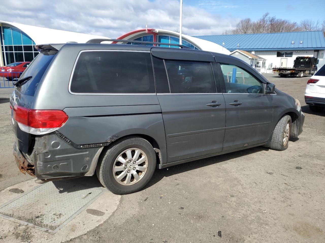 Photo 2 VIN: 5FNRL387X8B047258 - HONDA ODYSSEY 