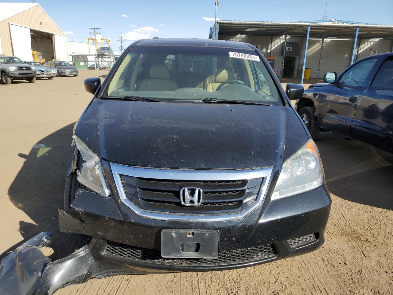 Photo 4 VIN: 5FNRL387X8B071916 - HONDA ODYSSEY 