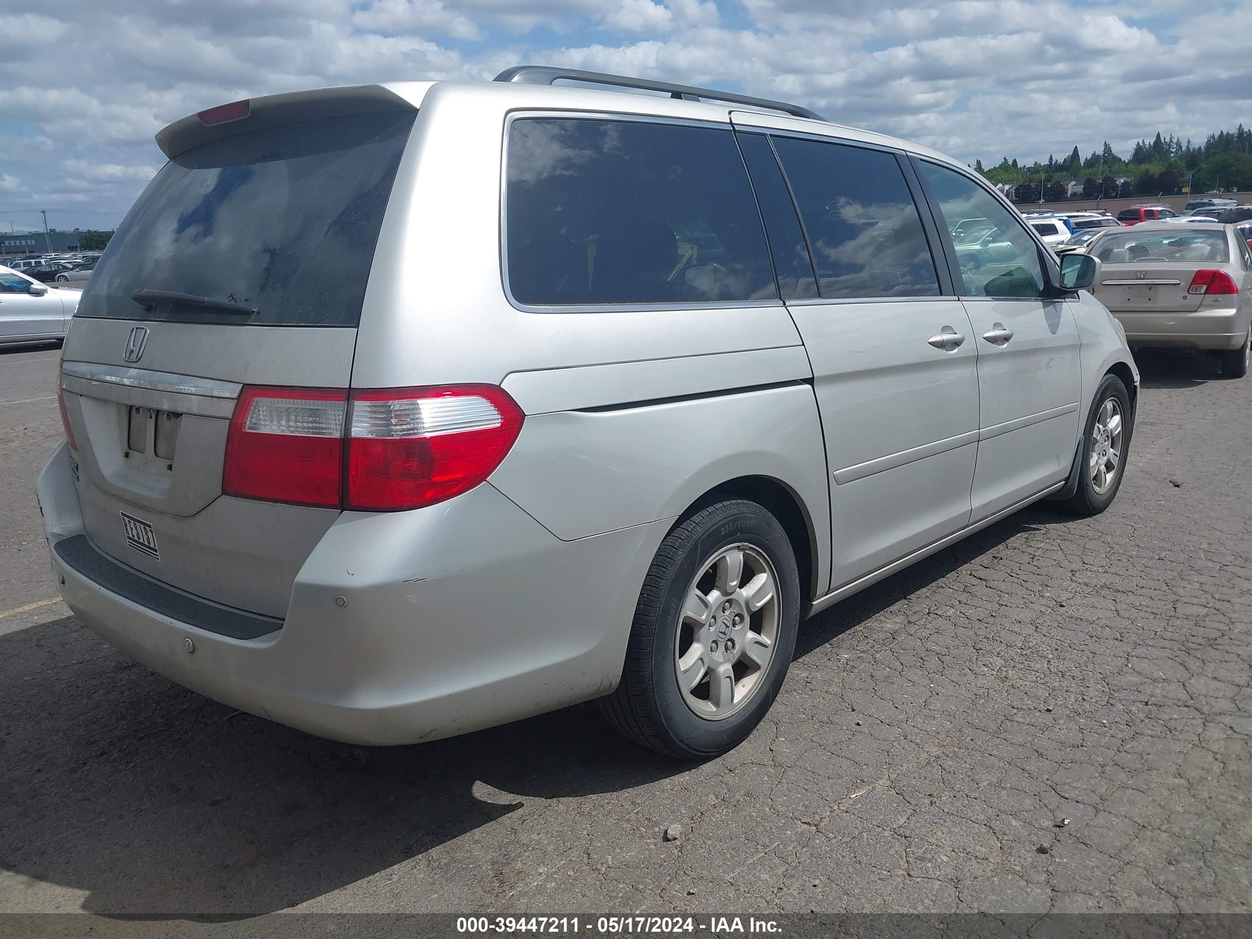 Photo 3 VIN: 5FNRL38807B091034 - HONDA ODYSSEY 