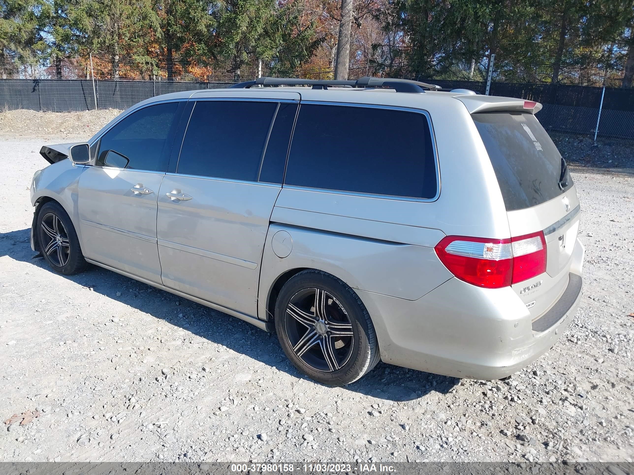 Photo 2 VIN: 5FNRL38816B043654 - HONDA ODYSSEY 