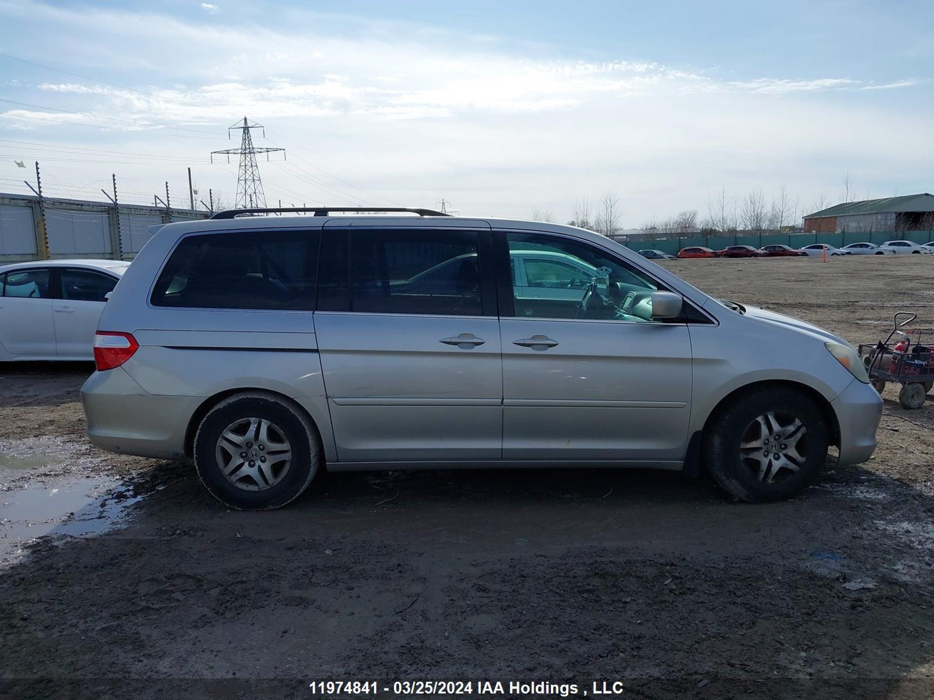 Photo 13 VIN: 5FNRL38817B505681 - HONDA ODYSSEY 