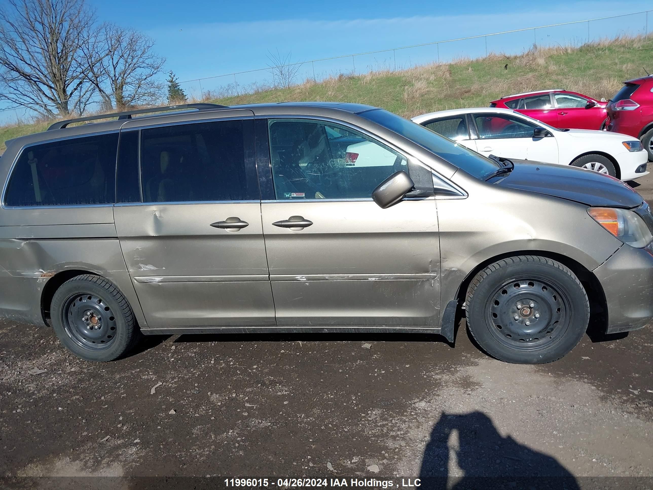 Photo 12 VIN: 5FNRL38818B504550 - HONDA ODYSSEY 