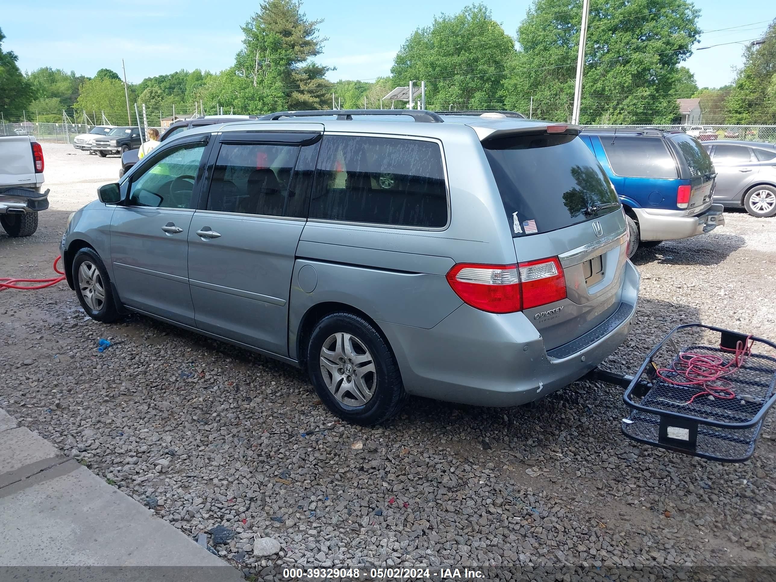 Photo 2 VIN: 5FNRL38826B081037 - HONDA ODYSSEY 