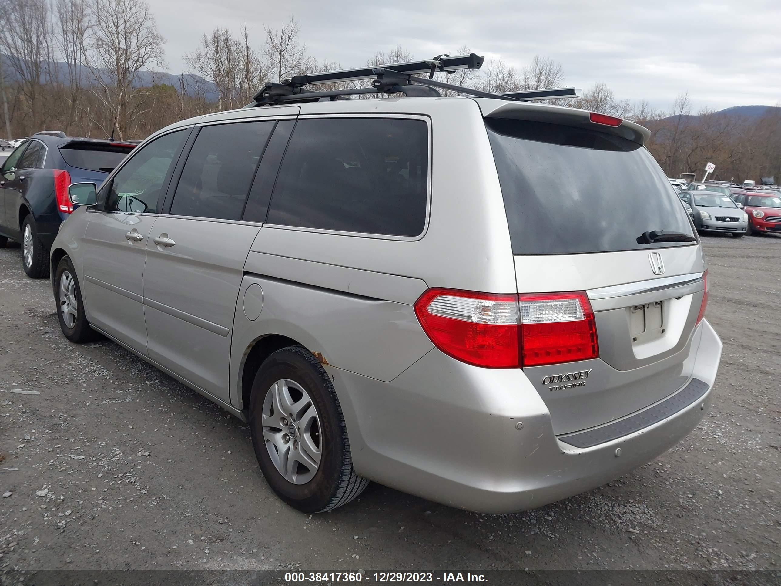 Photo 5 VIN: 5FNRL38827B061002 - HONDA ODYSSEY 