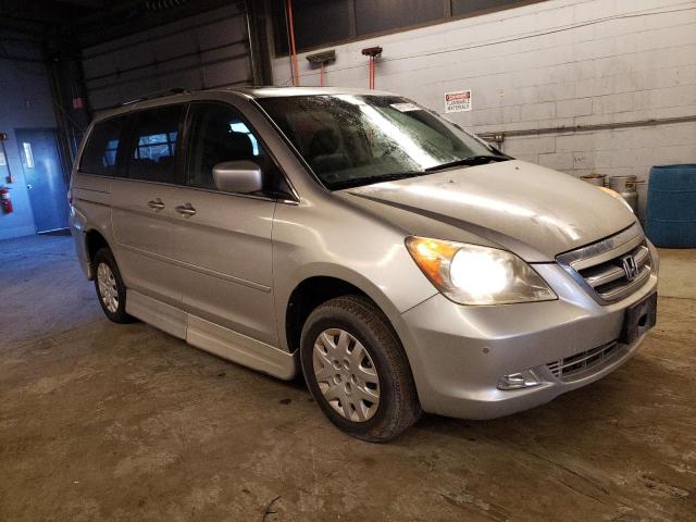 Photo 3 VIN: 5FNRL38836B008467 - HONDA ODYSSEY 