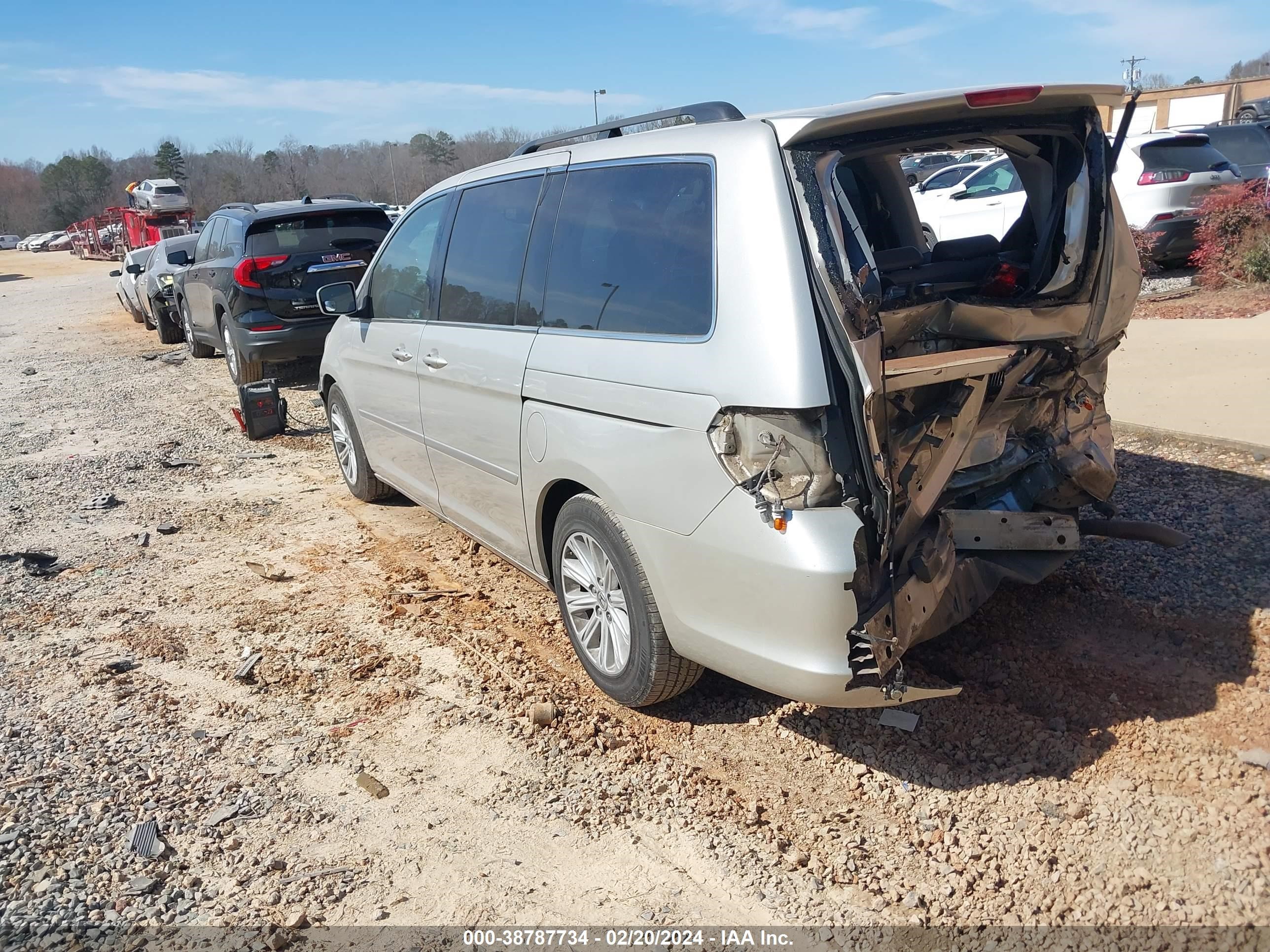 Photo 2 VIN: 5FNRL38836B049696 - HONDA ODYSSEY 