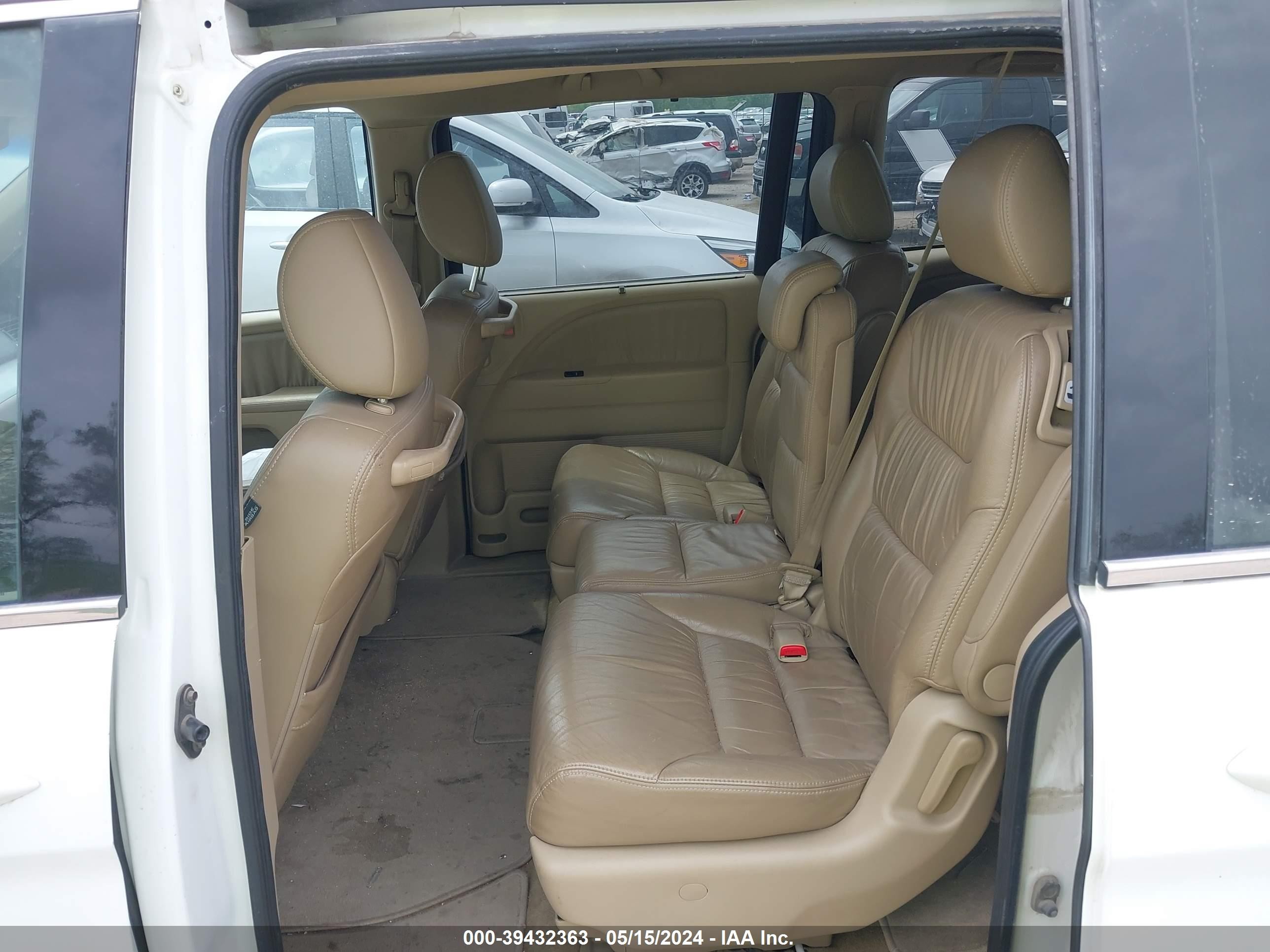 Photo 7 VIN: 5FNRL38868B002925 - HONDA ODYSSEY 