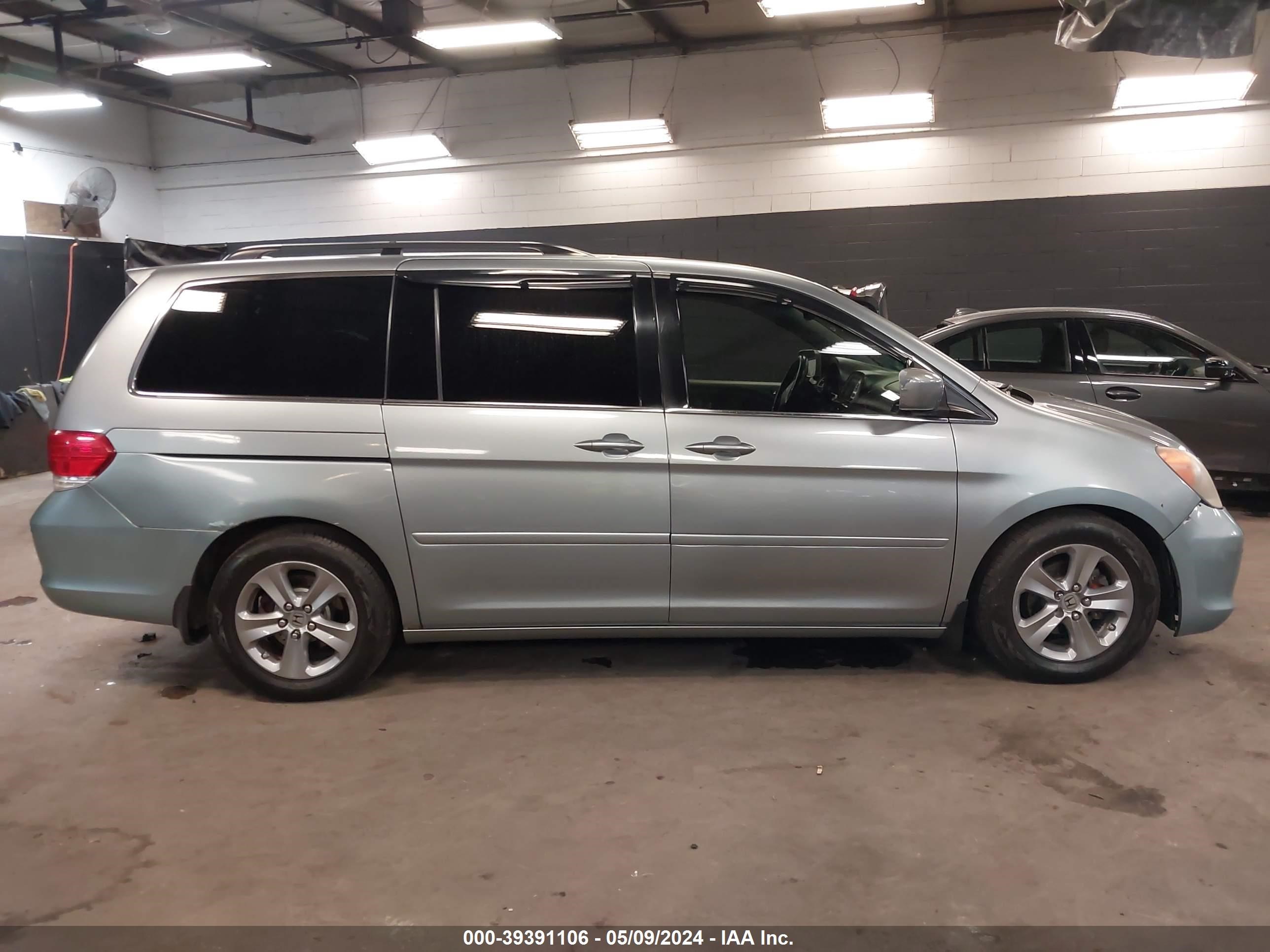 Photo 12 VIN: 5FNRL38878B024688 - HONDA ODYSSEY 