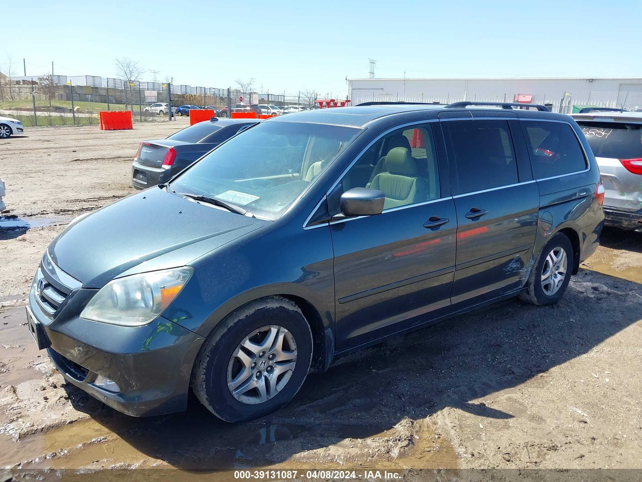 Photo 1 VIN: 5FNRL38886B009839 - HONDA ODYSSEY 