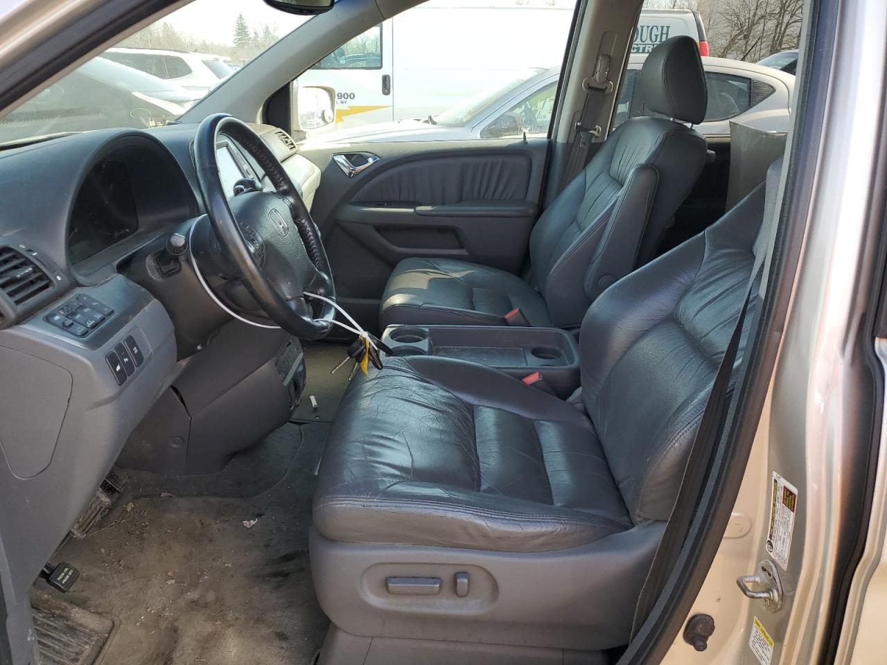 Photo 6 VIN: 5FNRL38887B012628 - HONDA ODYSSEY 