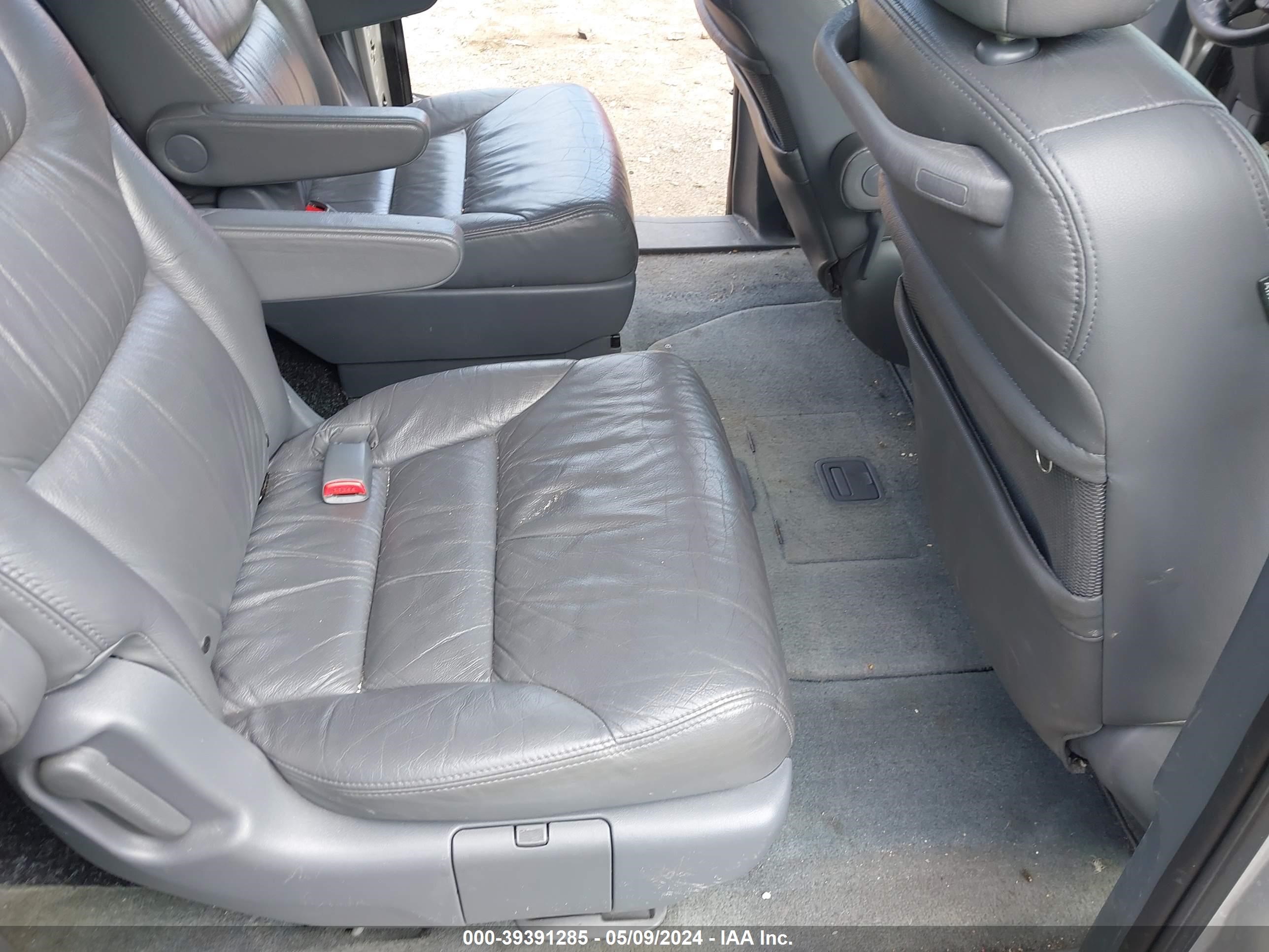 Photo 7 VIN: 5FNRL38887B040302 - HONDA ODYSSEY 