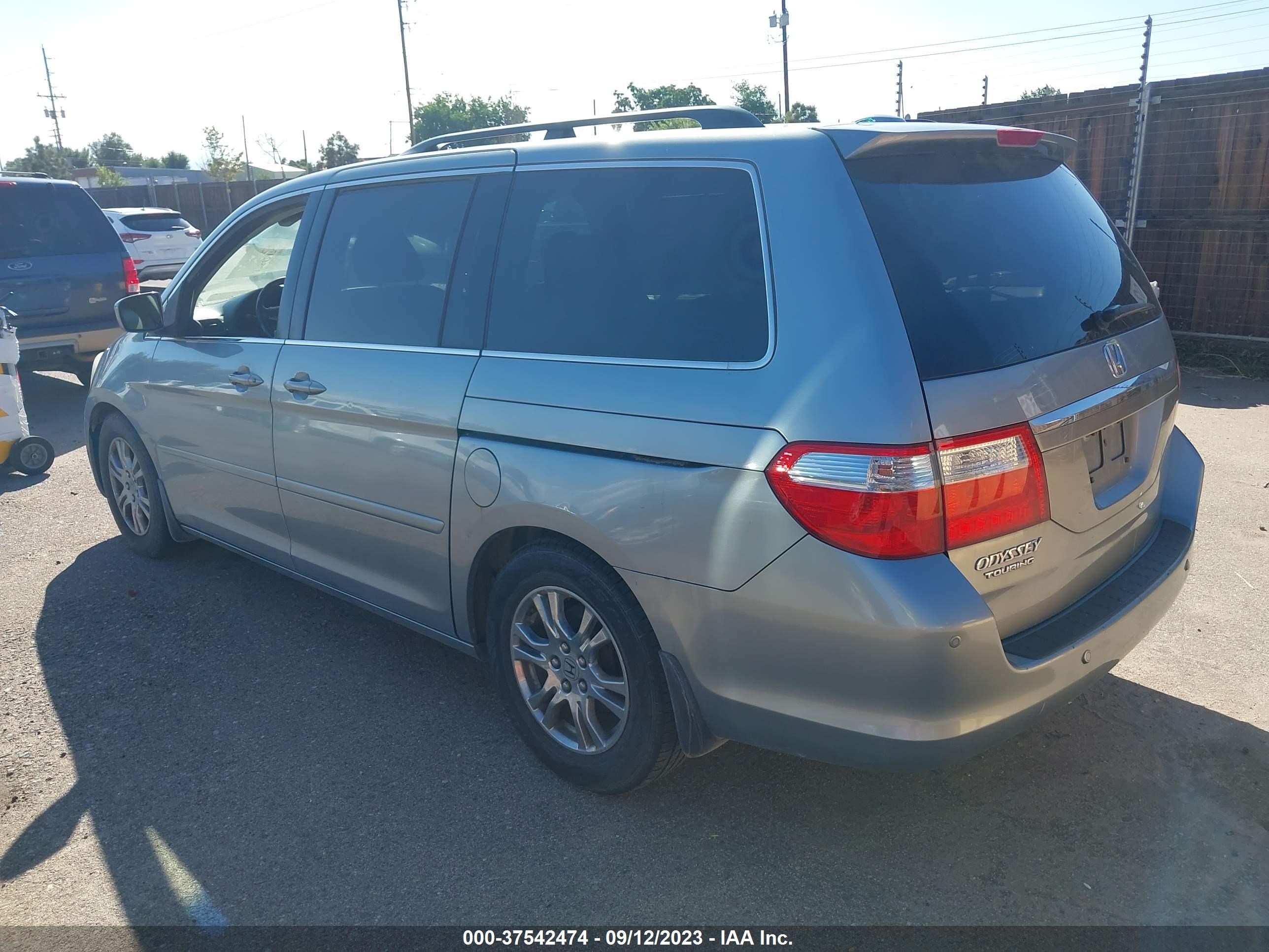 Photo 2 VIN: 5FNRL38887B088964 - HONDA ODYSSEY 