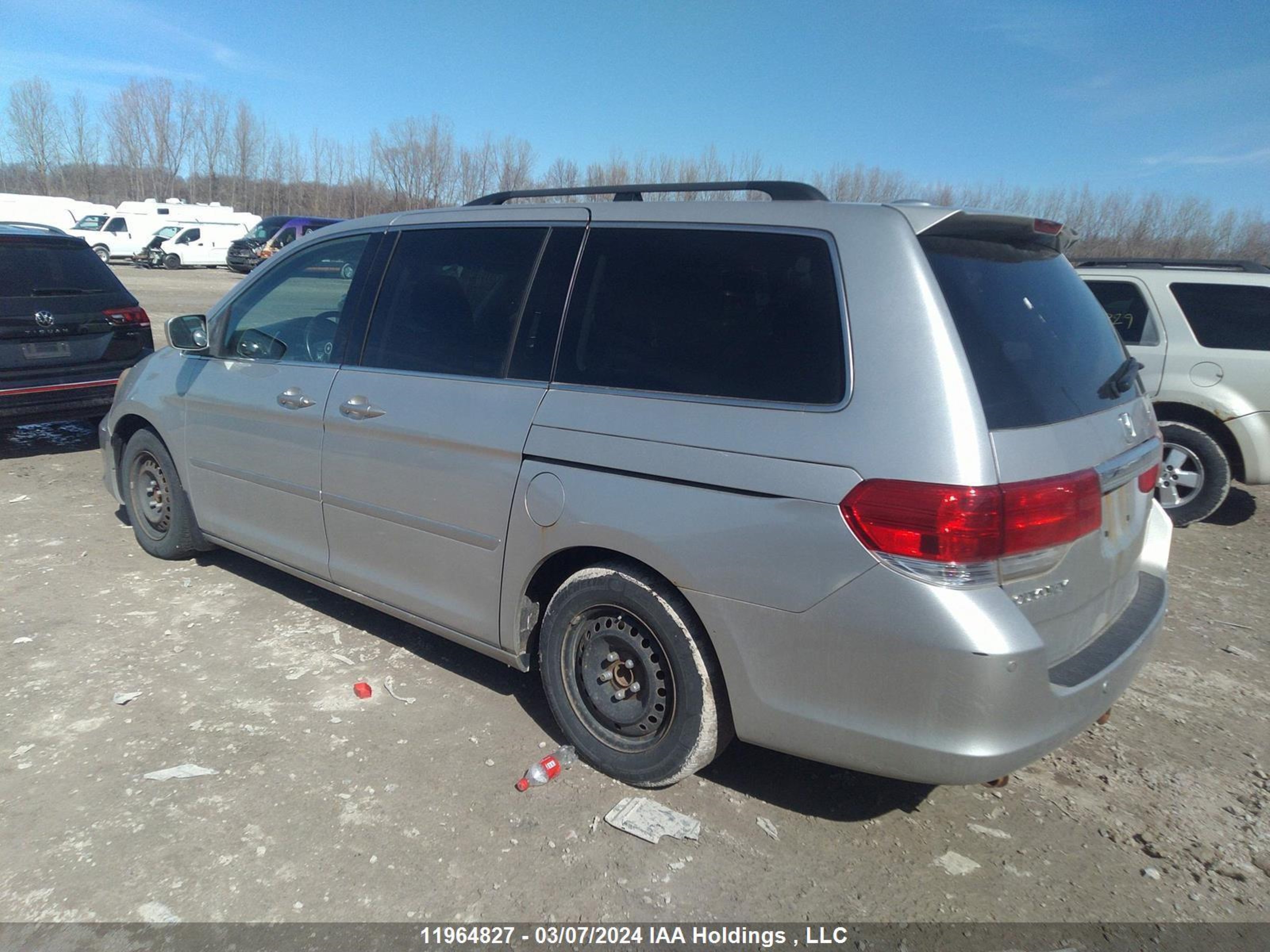 Photo 2 VIN: 5FNRL38889B500965 - HONDA ODYSSEY 