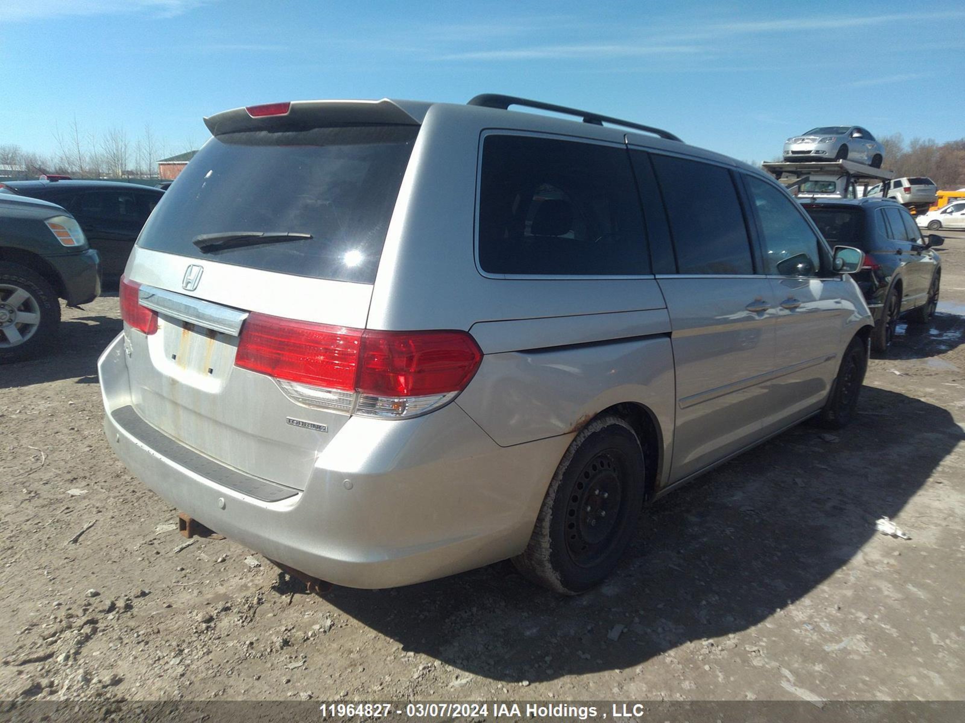 Photo 3 VIN: 5FNRL38889B500965 - HONDA ODYSSEY 