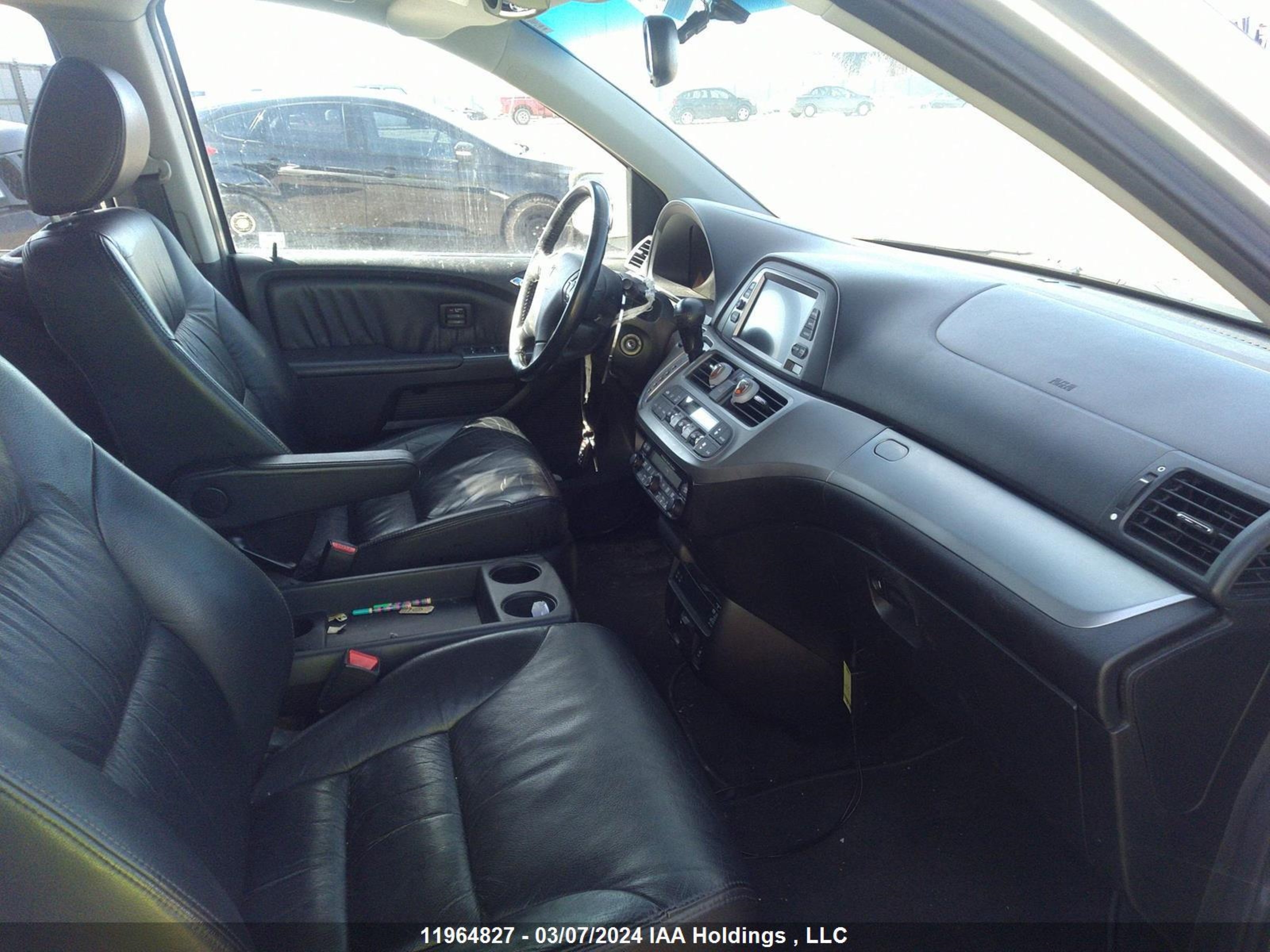 Photo 4 VIN: 5FNRL38889B500965 - HONDA ODYSSEY 