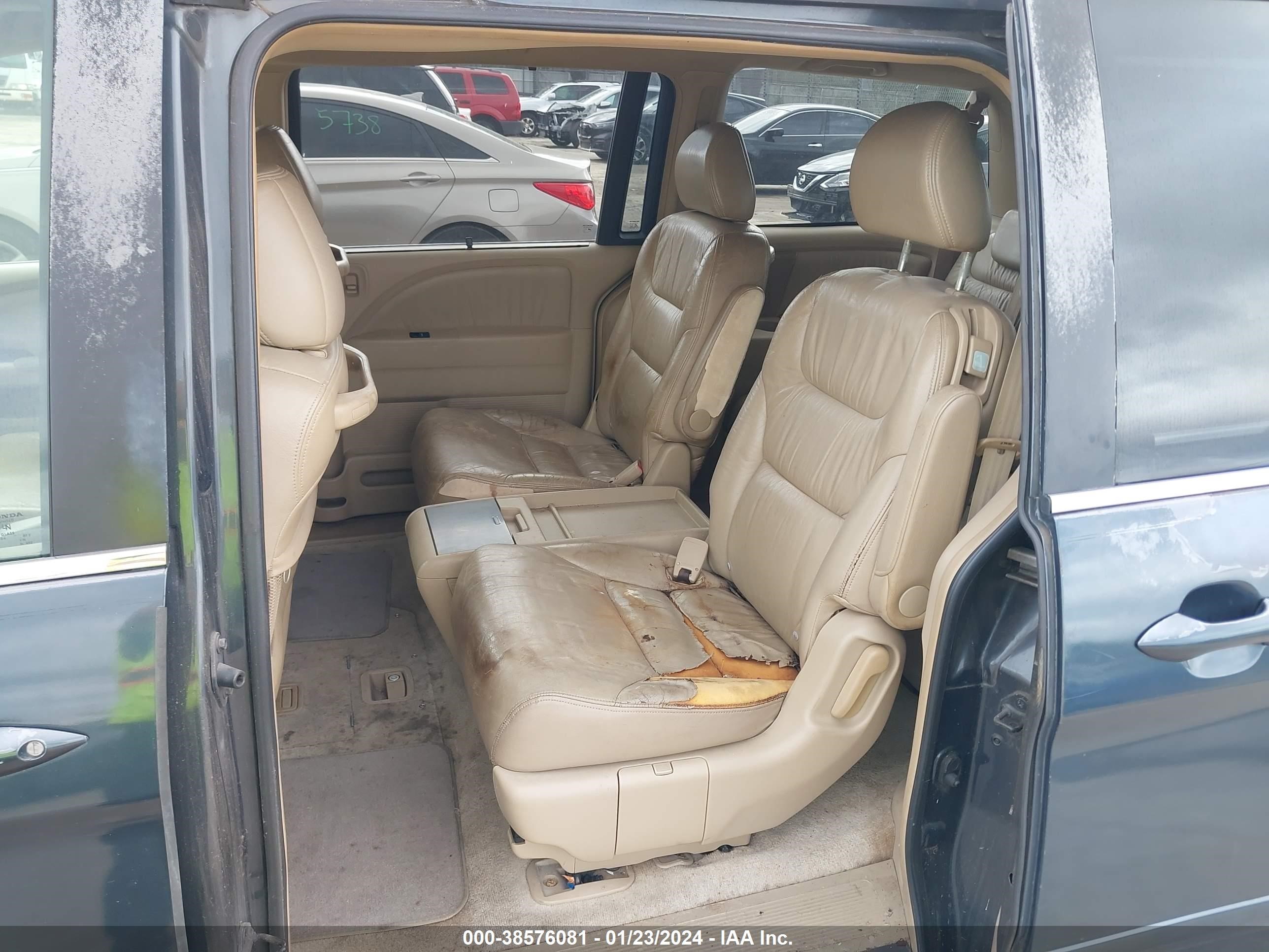 Photo 7 VIN: 5FNRL38895B046297 - HONDA ODYSSEY 