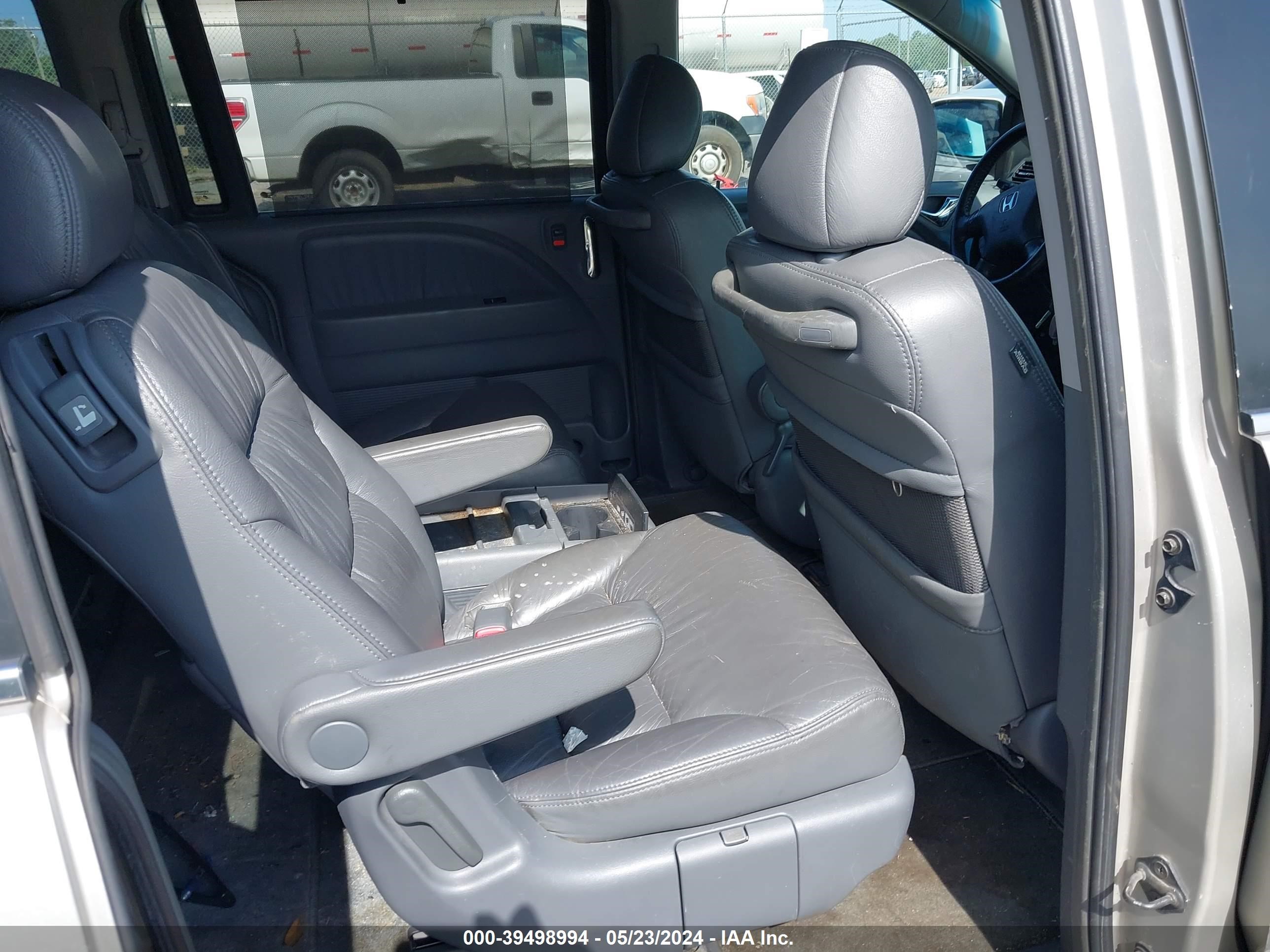 Photo 7 VIN: 5FNRL38896B101588 - HONDA ODYSSEY 