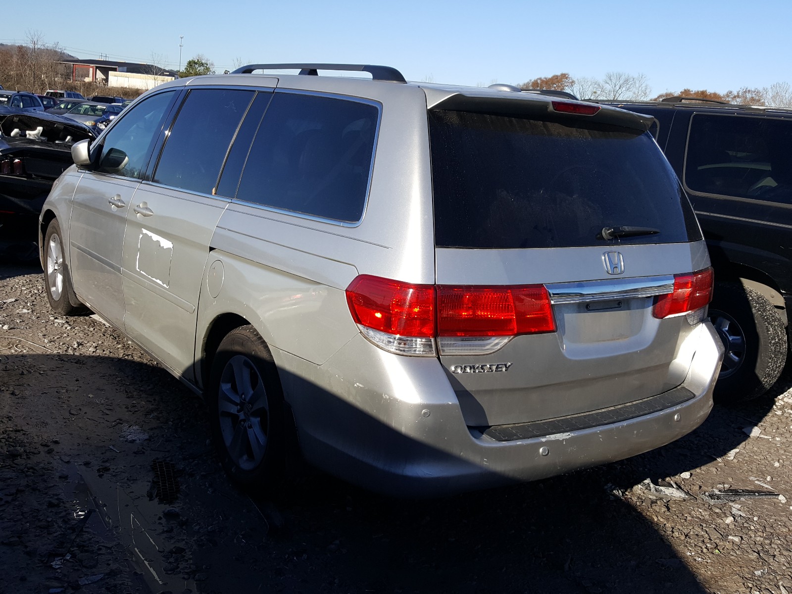 Photo 2 VIN: 5FNRL38928B089540 - HONDA ODYSSEY TO 