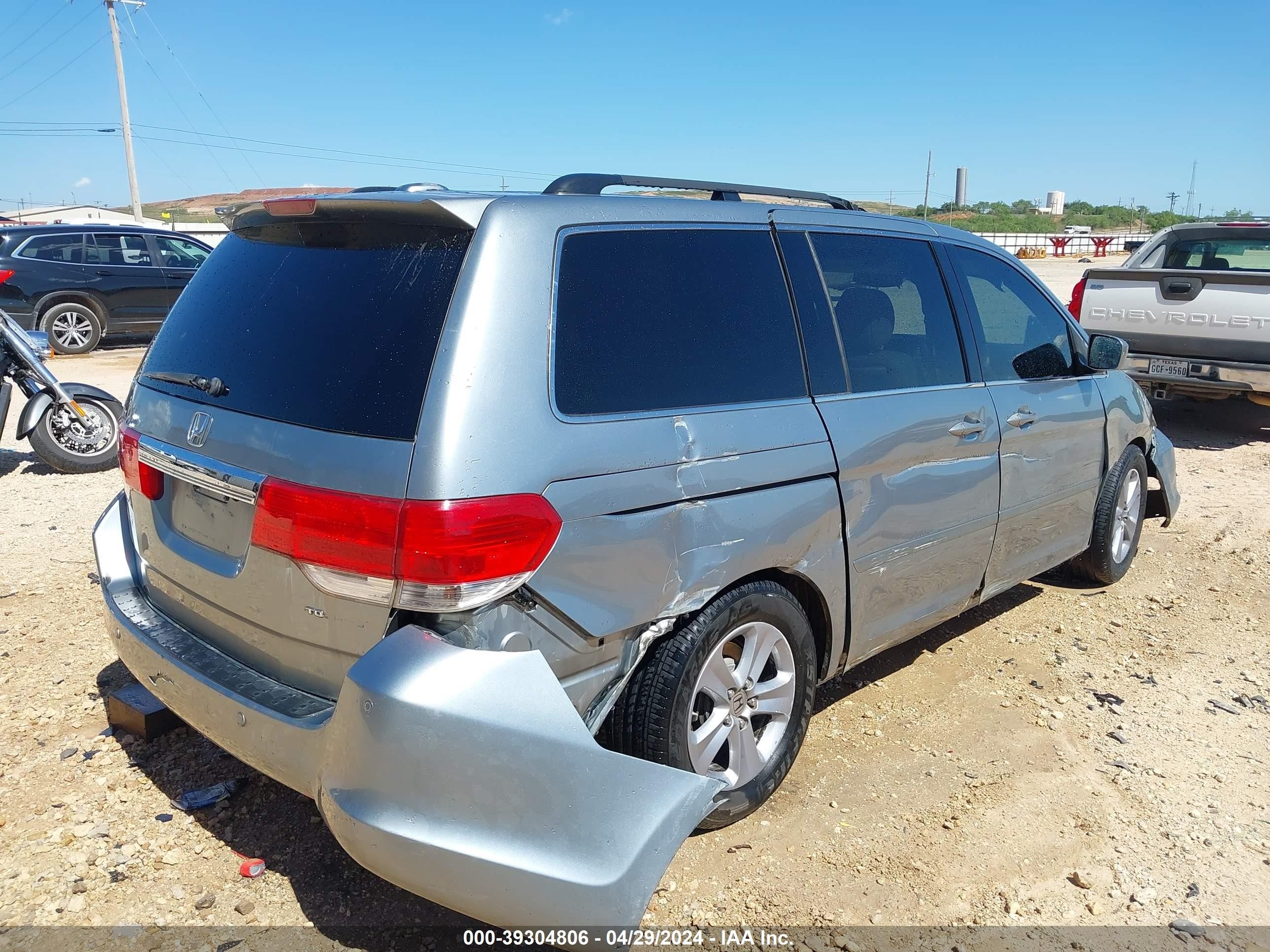 Photo 3 VIN: 5FNRL38948B010420 - HONDA ODYSSEY 