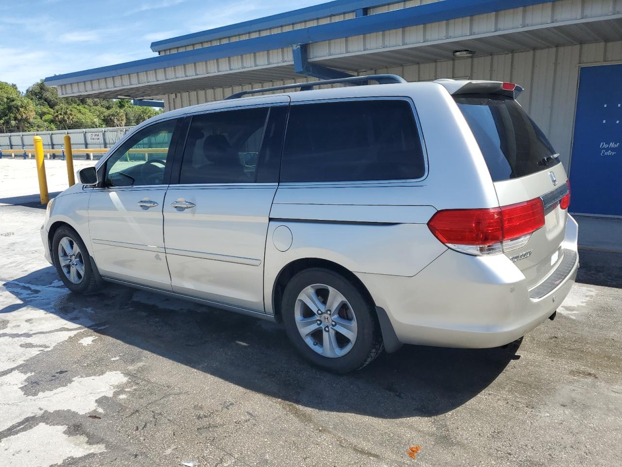 Photo 1 VIN: 5FNRL38968B054905 - HONDA ODYSSEY 