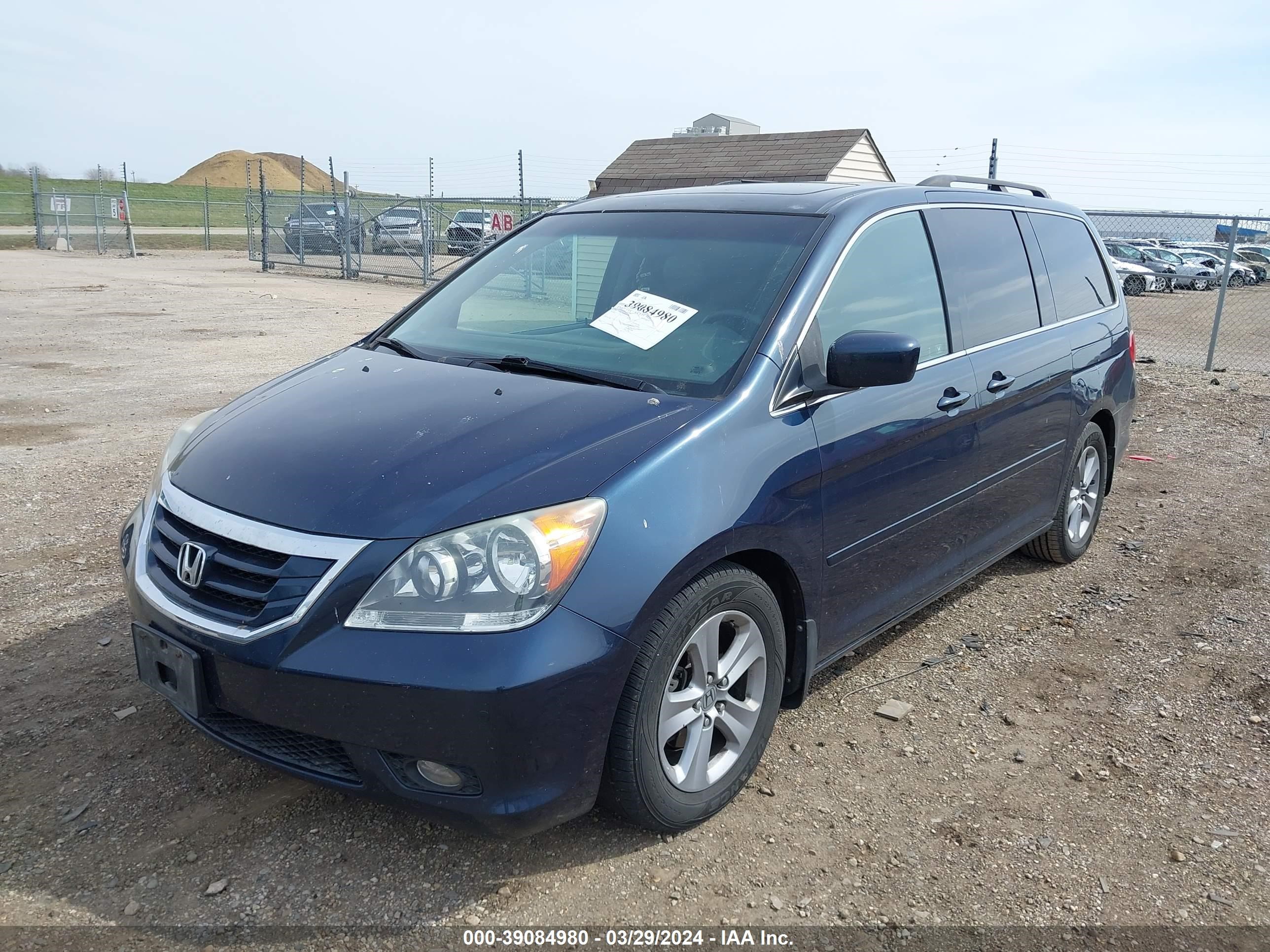 Photo 1 VIN: 5FNRL38969B008878 - HONDA ODYSSEY 