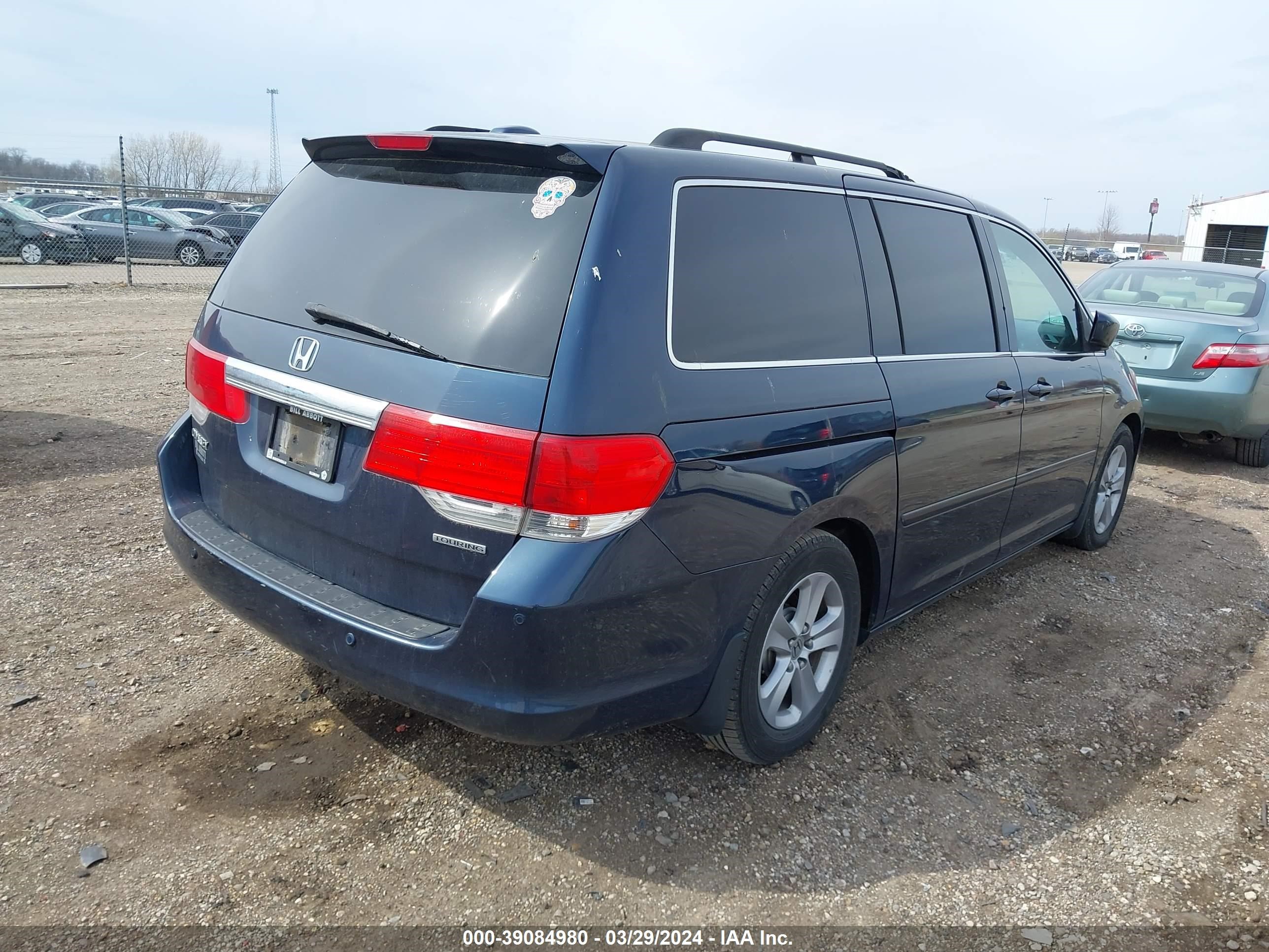 Photo 3 VIN: 5FNRL38969B008878 - HONDA ODYSSEY 