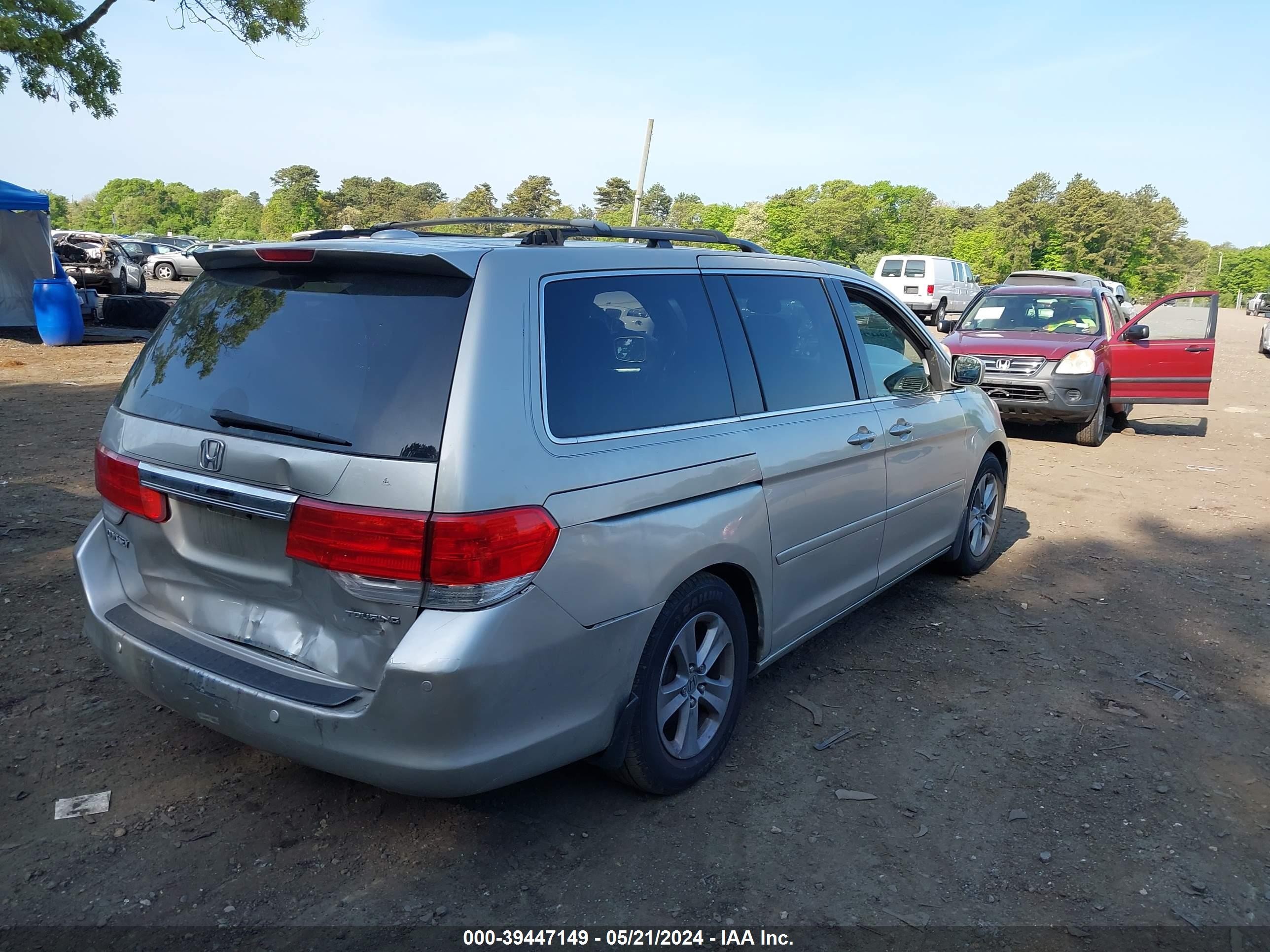 Photo 3 VIN: 5FNRL38978B030905 - HONDA ODYSSEY 