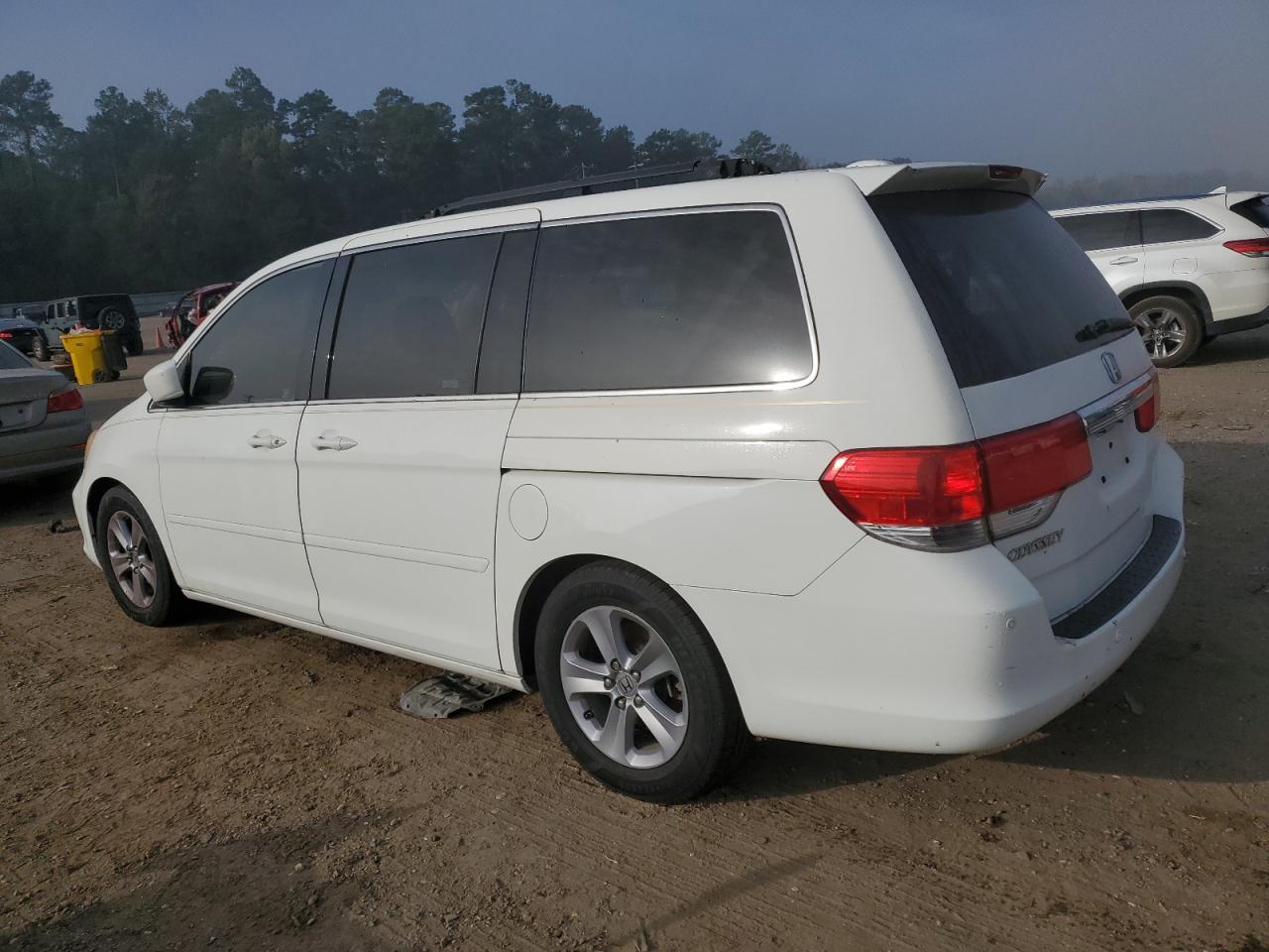 Photo 1 VIN: 5FNRL38978B078971 - HONDA ODYSSEY 