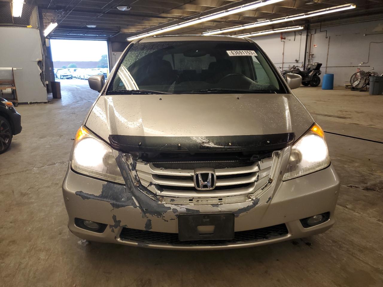 Photo 4 VIN: 5FNRL38988B030895 - HONDA ODYSSEY 