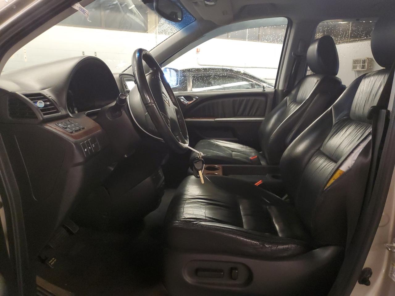 Photo 6 VIN: 5FNRL38988B030895 - HONDA ODYSSEY 