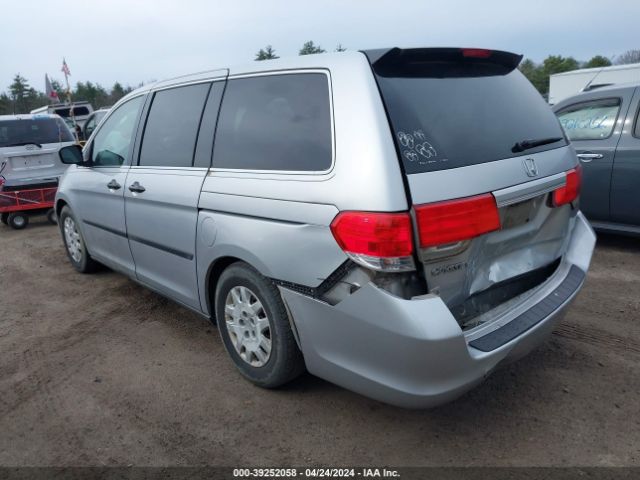 Photo 2 VIN: 5FNRL3H21AB012389 - HONDA ODYSSEY 