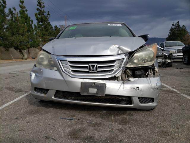 Photo 8 VIN: 5FNRL3H21AB027281 - HONDA ODYSSEY LX 