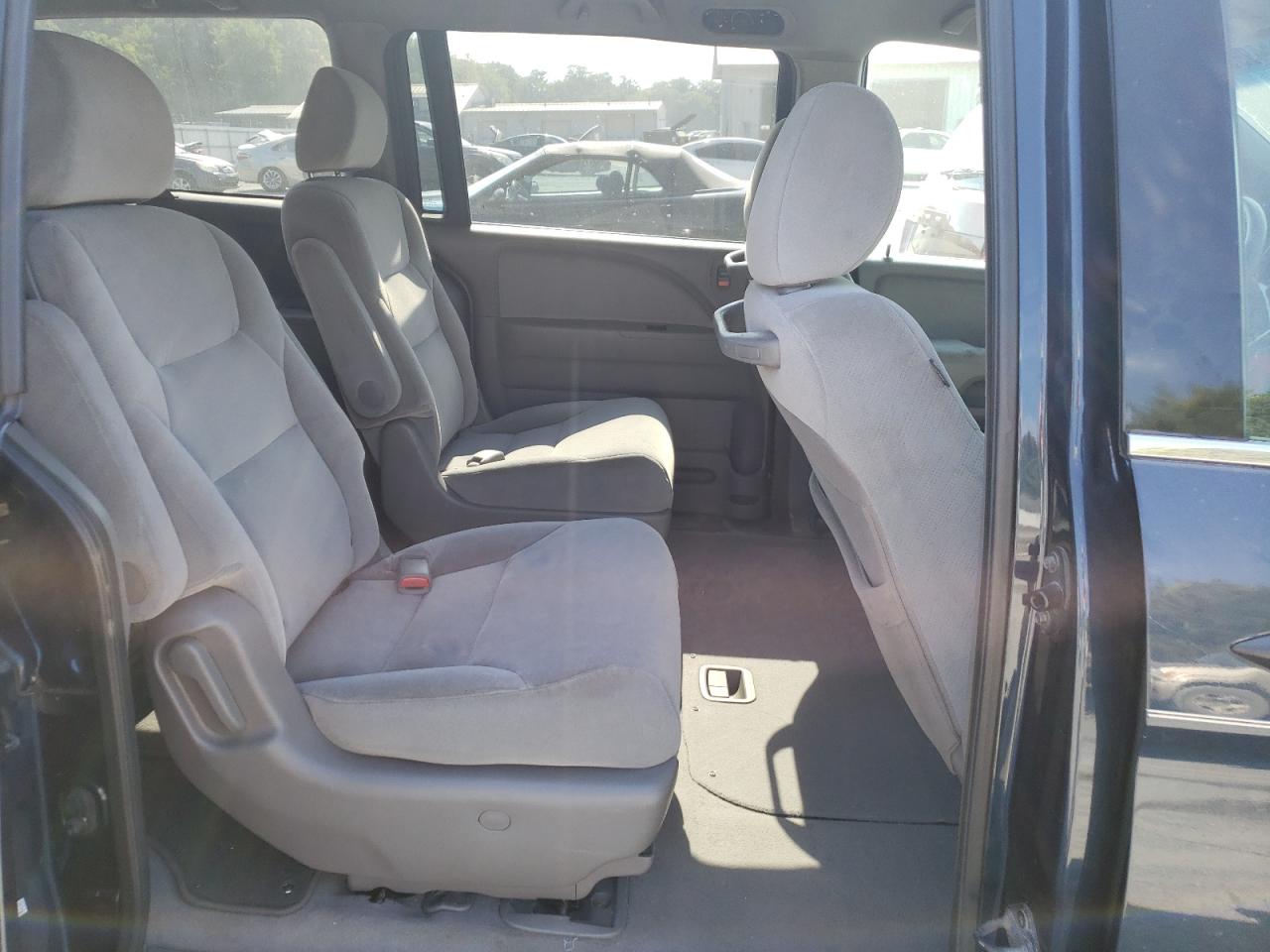 Photo 10 VIN: 5FNRL3H26AB098038 - HONDA ODYSSEY 