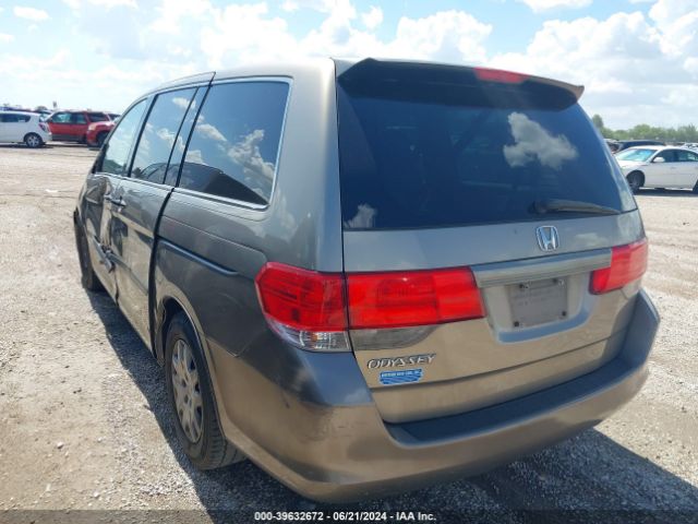 Photo 2 VIN: 5FNRL3H28AB030646 - HONDA ODYSSEY 