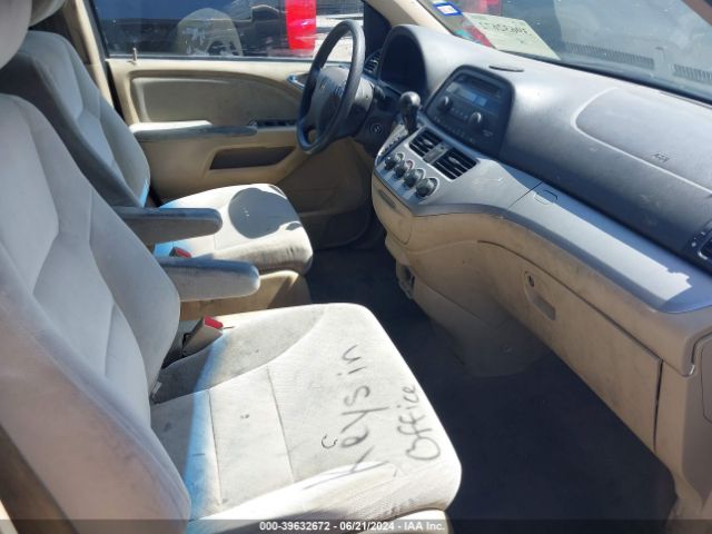 Photo 4 VIN: 5FNRL3H28AB030646 - HONDA ODYSSEY 