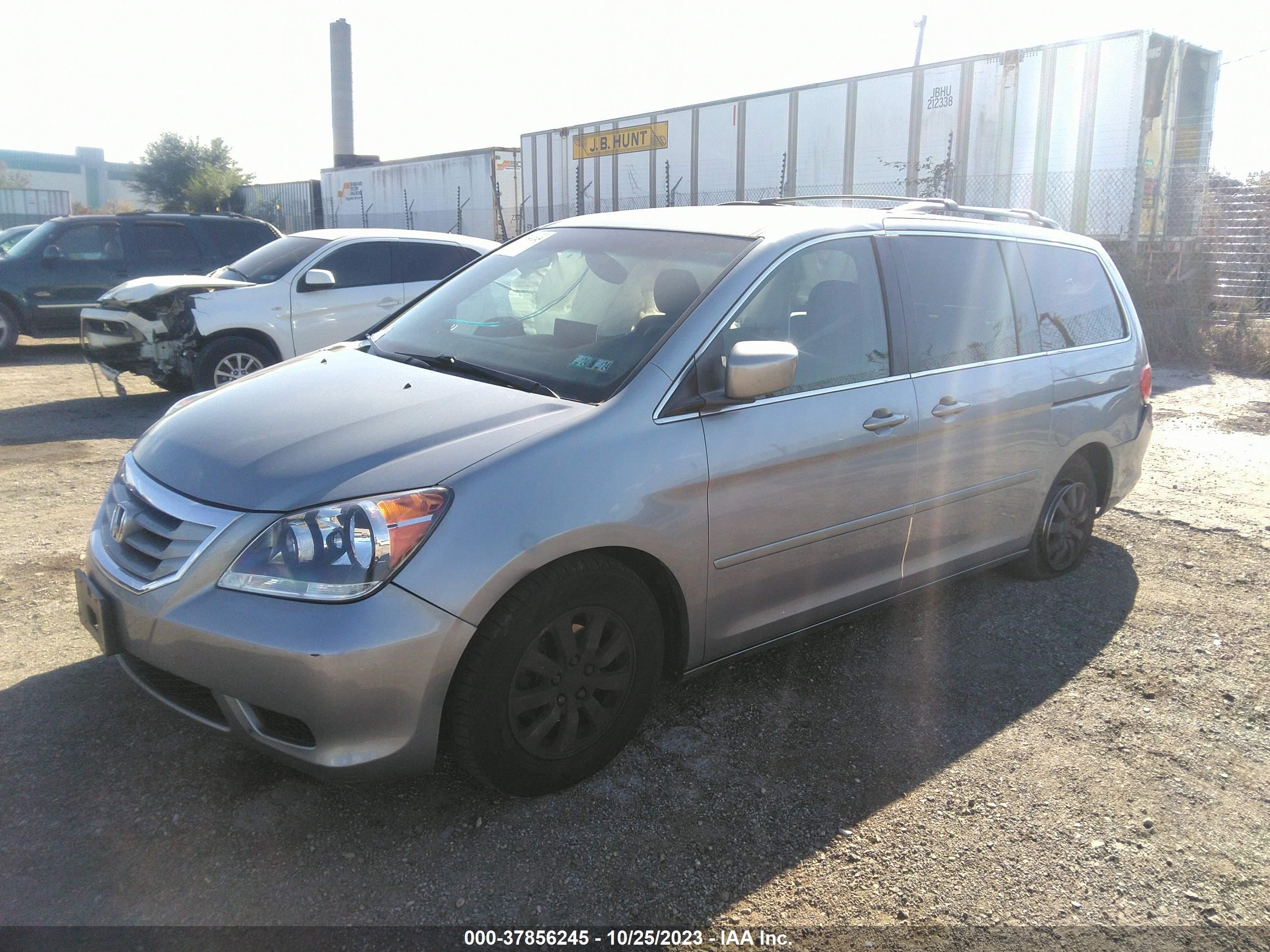 Photo 1 VIN: 5FNRL3H41AB020266 - HONDA ODYSSEY 