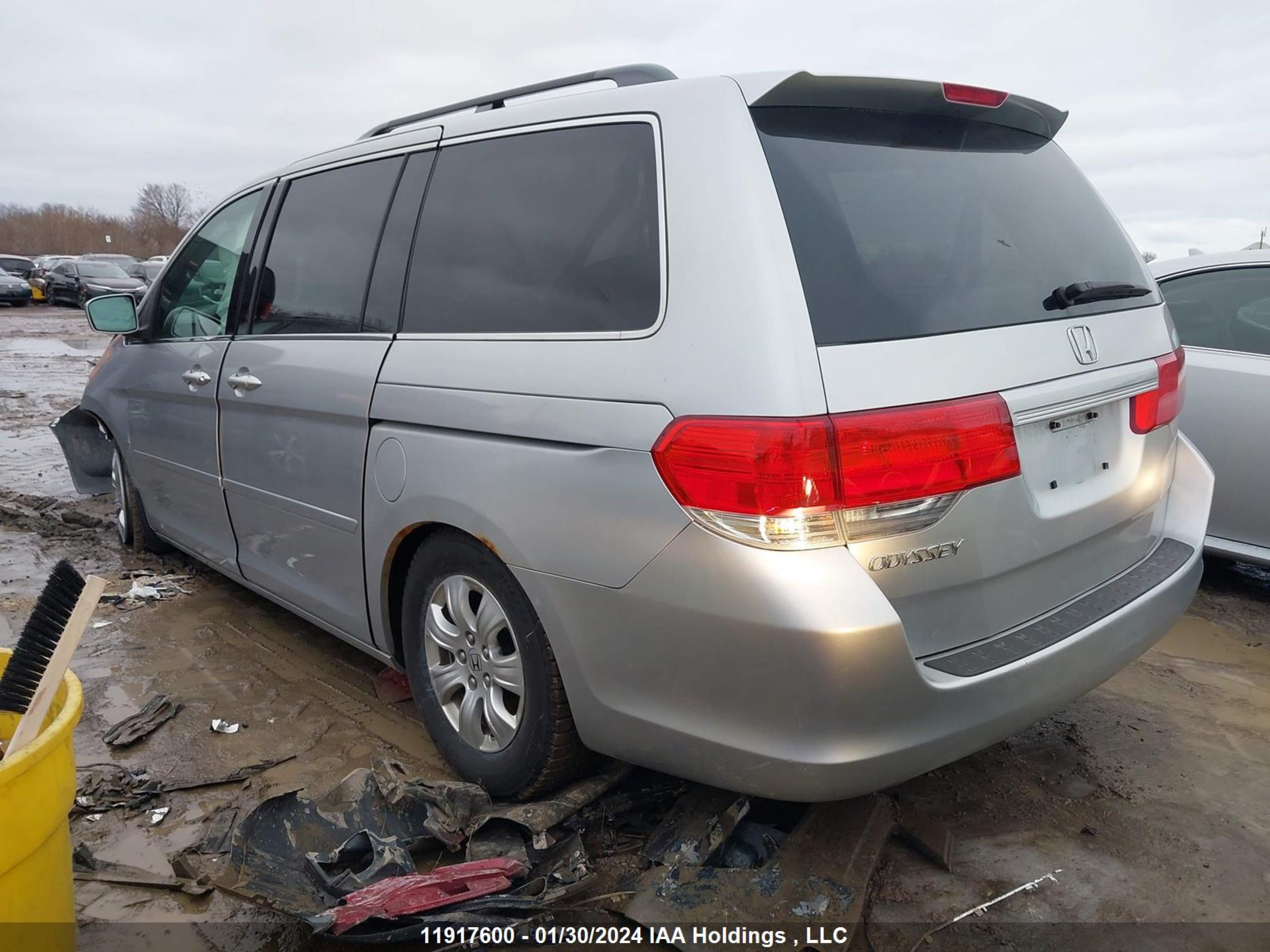 Photo 2 VIN: 5FNRL3H51AB506634 - HONDA ODYSSEY 