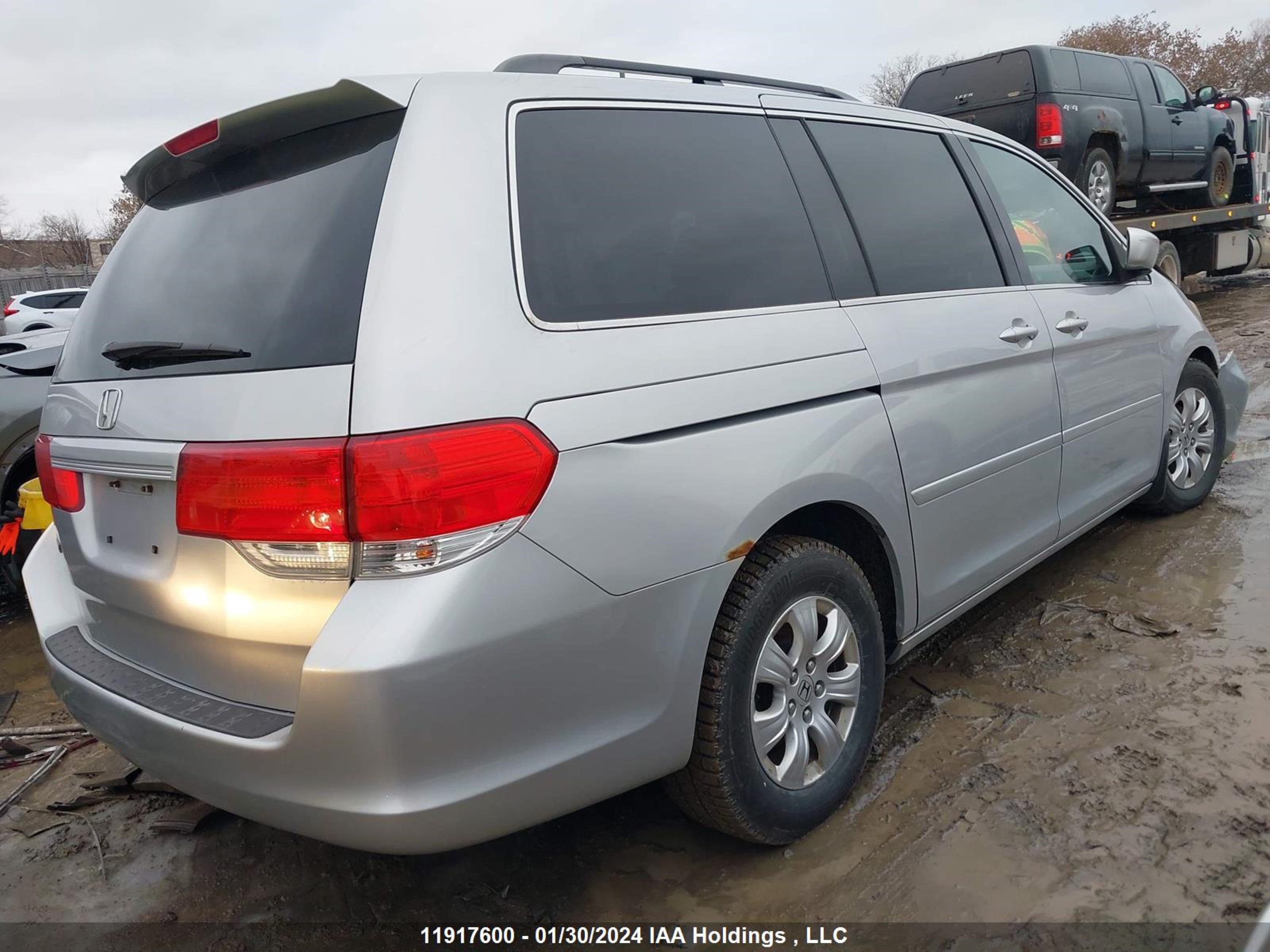 Photo 3 VIN: 5FNRL3H51AB506634 - HONDA ODYSSEY 