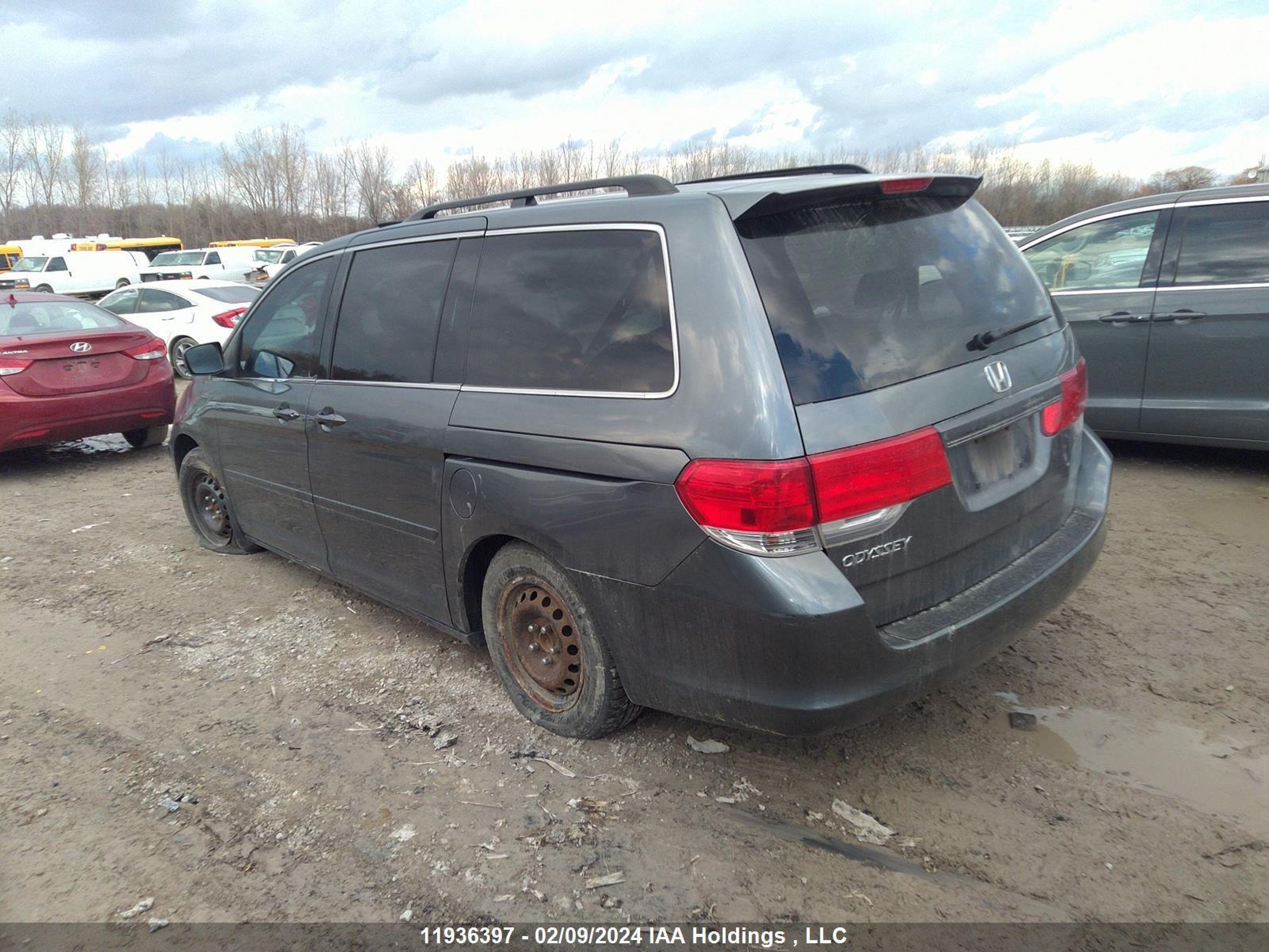 Photo 2 VIN: 5FNRL3H54AB501976 - HONDA ODYSSEY 