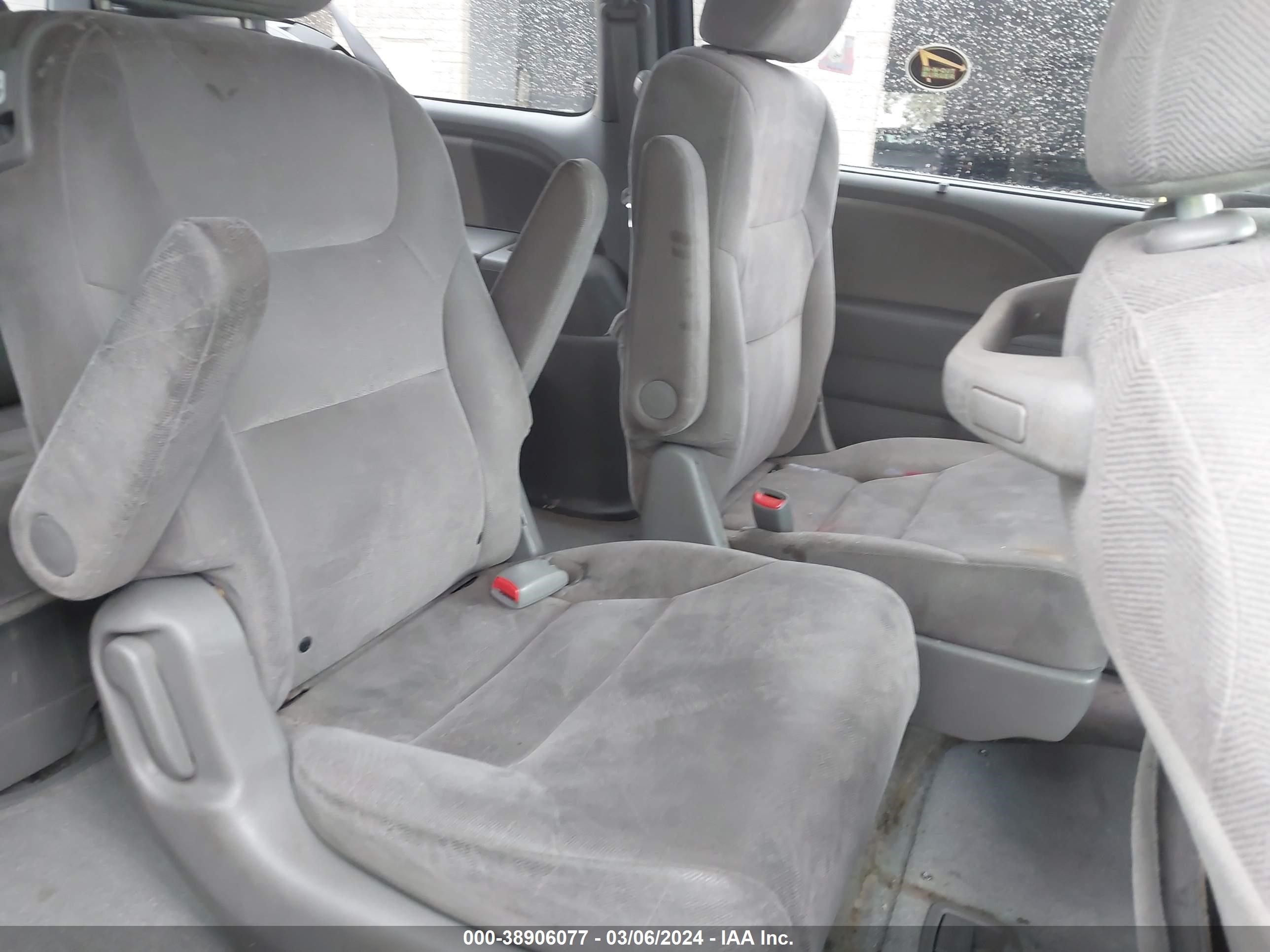 Photo 7 VIN: 5FNRL3H56AB089866 - HONDA ODYSSEY 