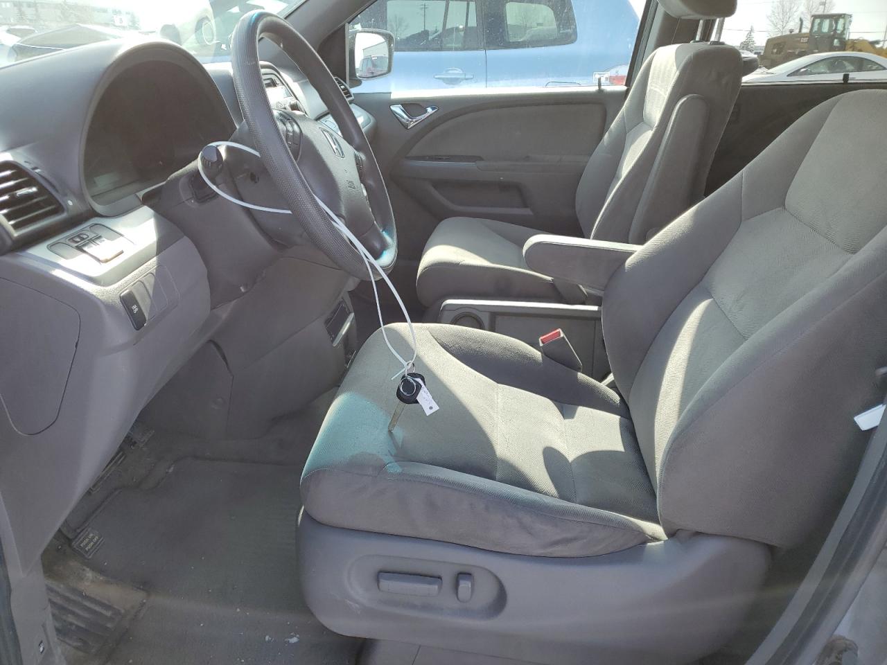 Photo 6 VIN: 5FNRL3H56AB501512 - HONDA ODYSSEY 